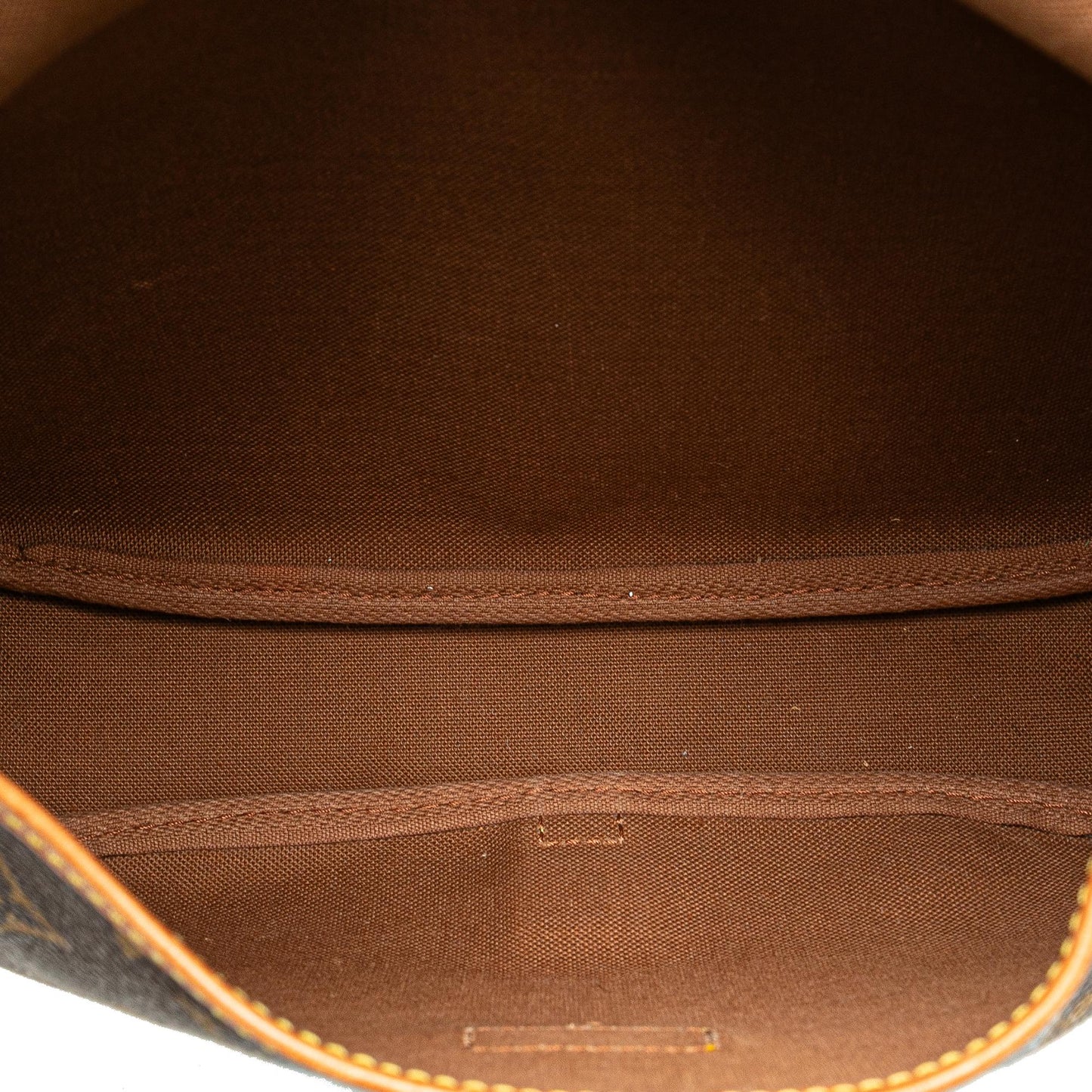 Louis Vuitton Monogram Saumur 25