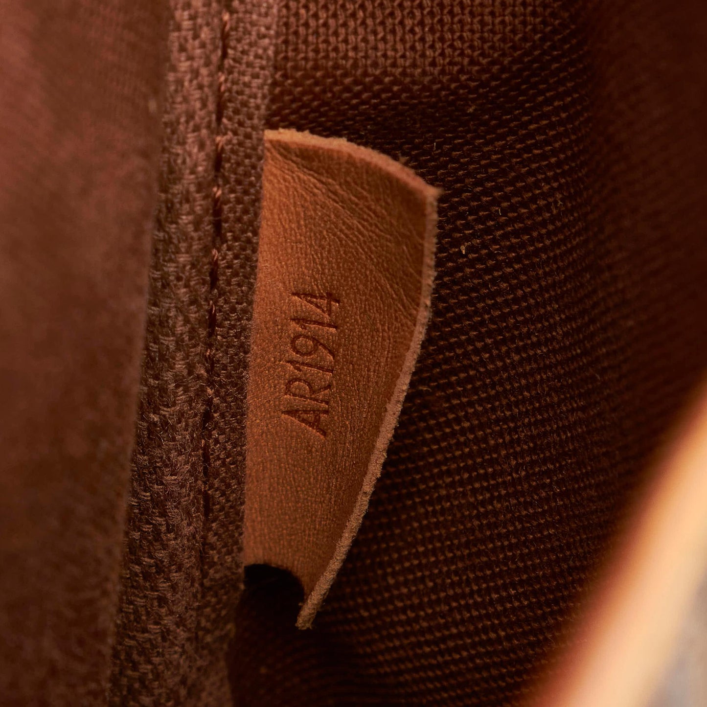 Louis Vuitton Monogram Saumur 30 (SHG-30361)
