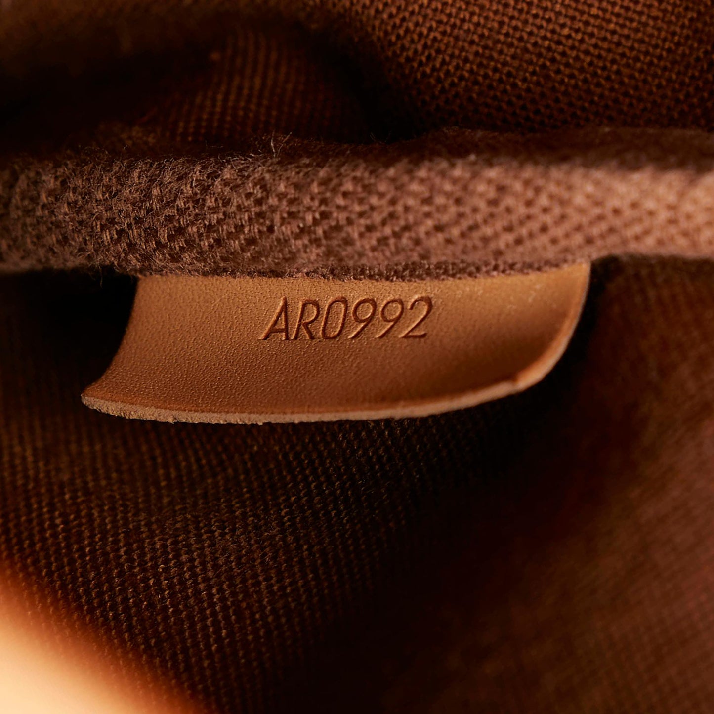 Louis Vuitton Monogram Saumur 30 (SHG-30538)