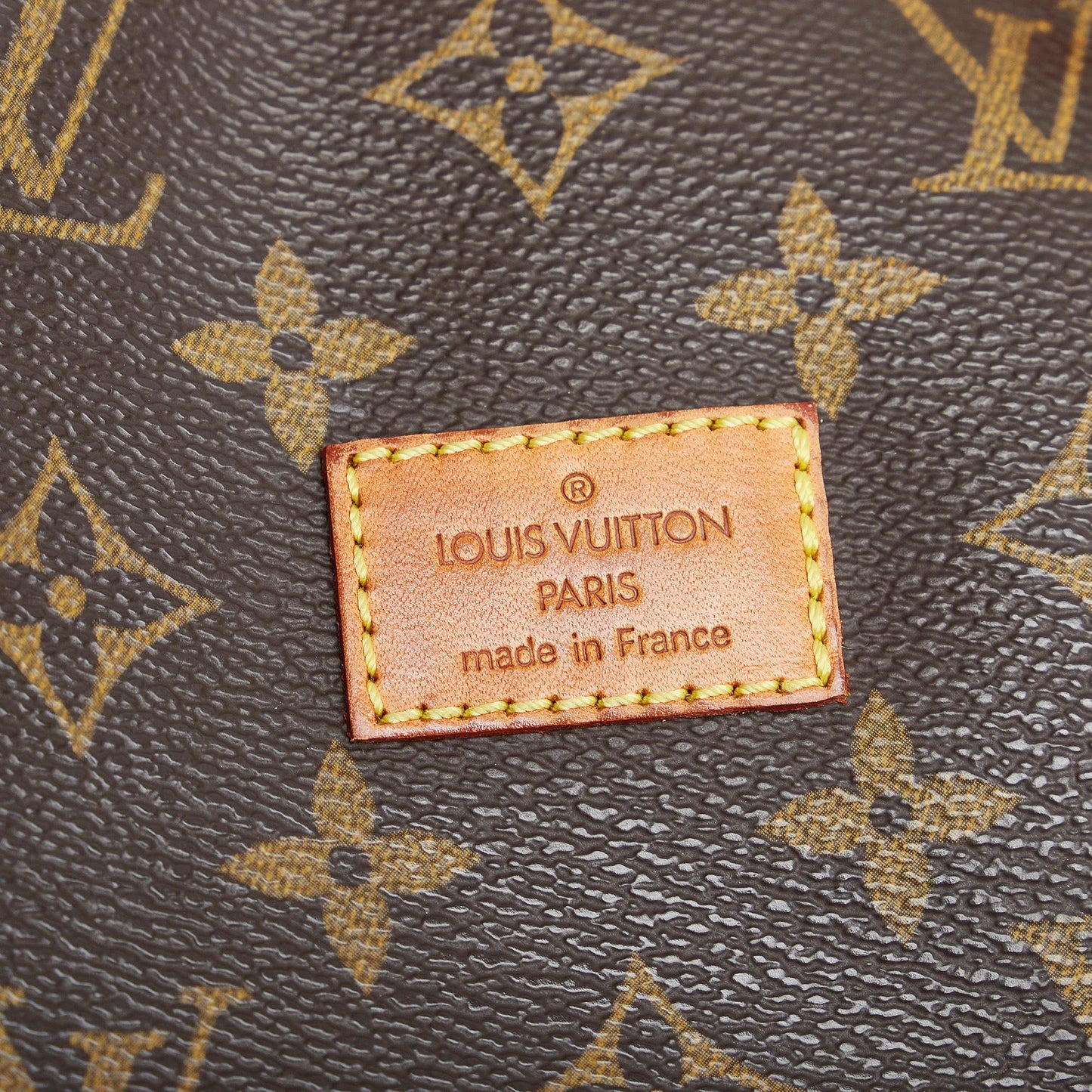 Louis Vuitton Monogram Saumur 30 (SHG-4LGzX9)