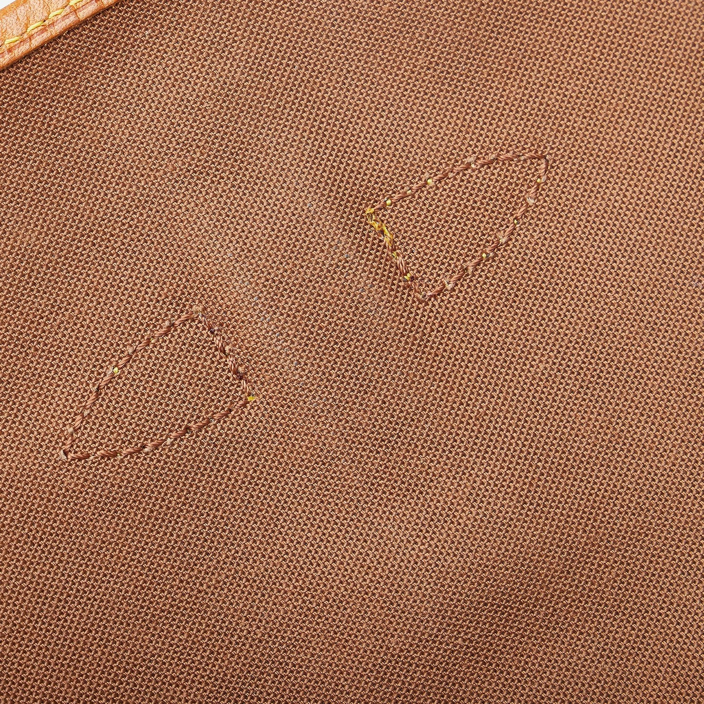 Louis Vuitton Monogram Saumur 30 (SHG-4LGzX9)