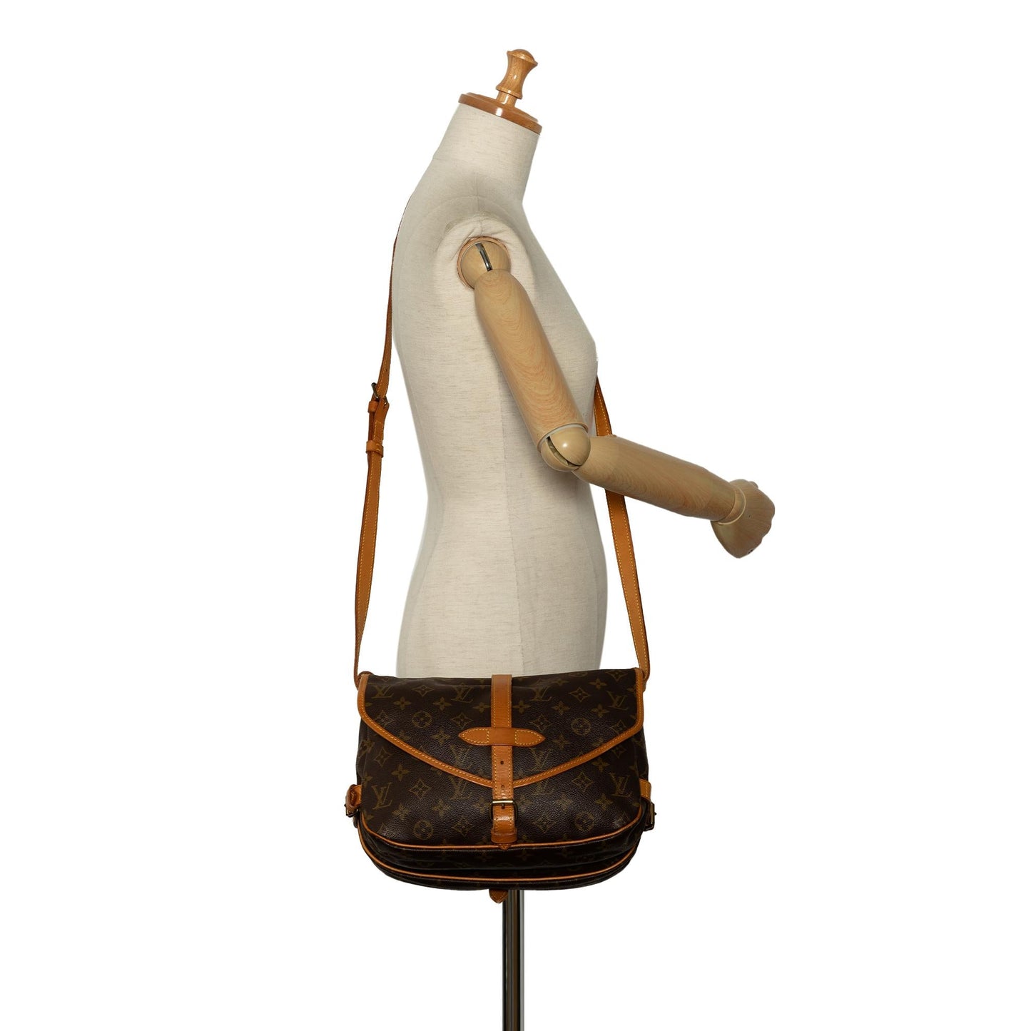 Louis Vuitton Monogram Saumur 30 (SHG-ohzaol)