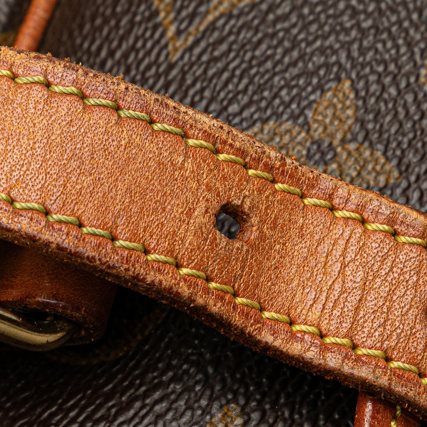 Louis Vuitton Monogram Saumur 30 (SHG-QxLwhE)