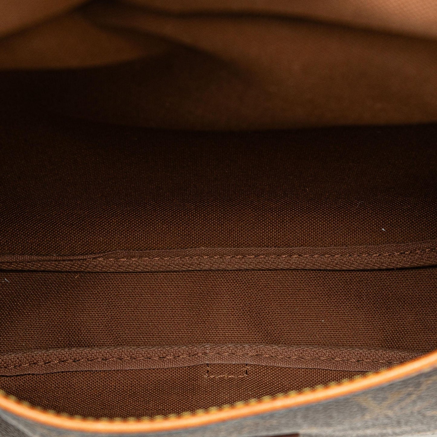 Louis Vuitton Monogram Saumur 30 (SHG-QxLwhE)