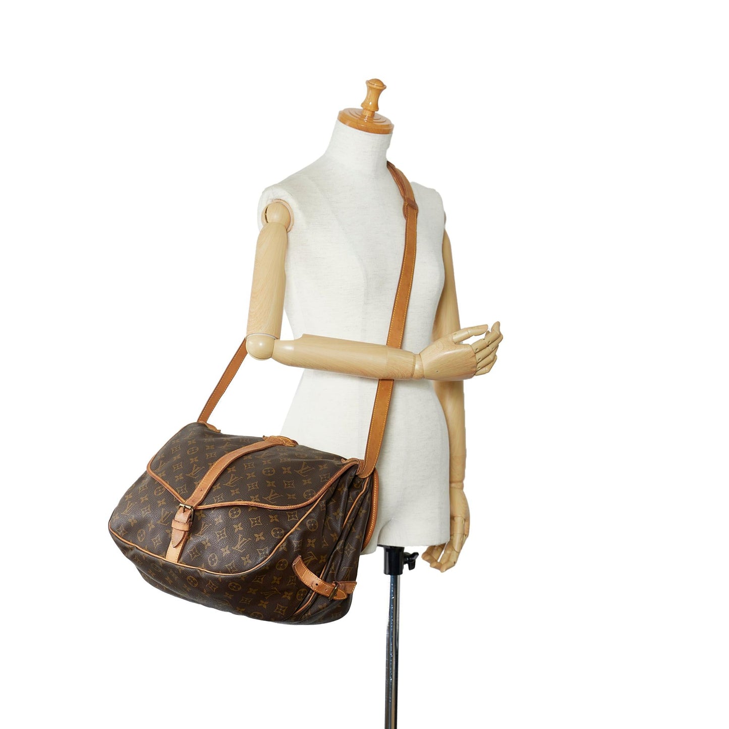 Louis Vuitton Monogram Saumur 35 (SHG-Tiy0GP)