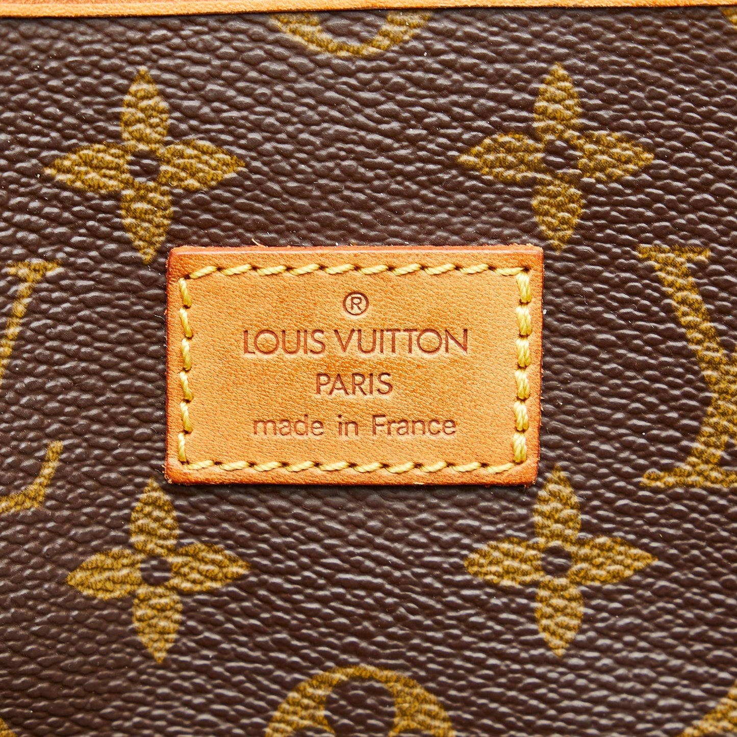 Louis Vuitton Monogram Saumur 35 (SHG-BHhAel)