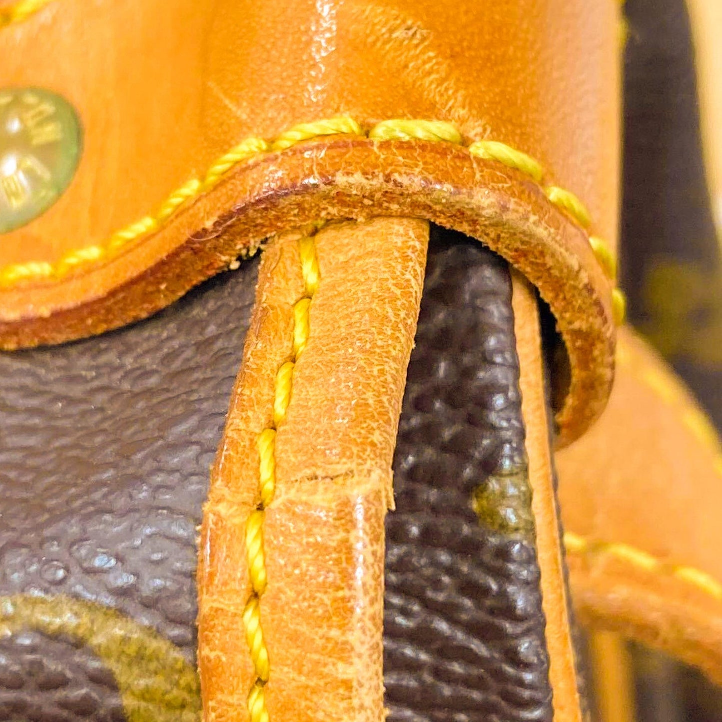 Louis Vuitton Monogram Saumur 35 (SHG-dGcr9j)