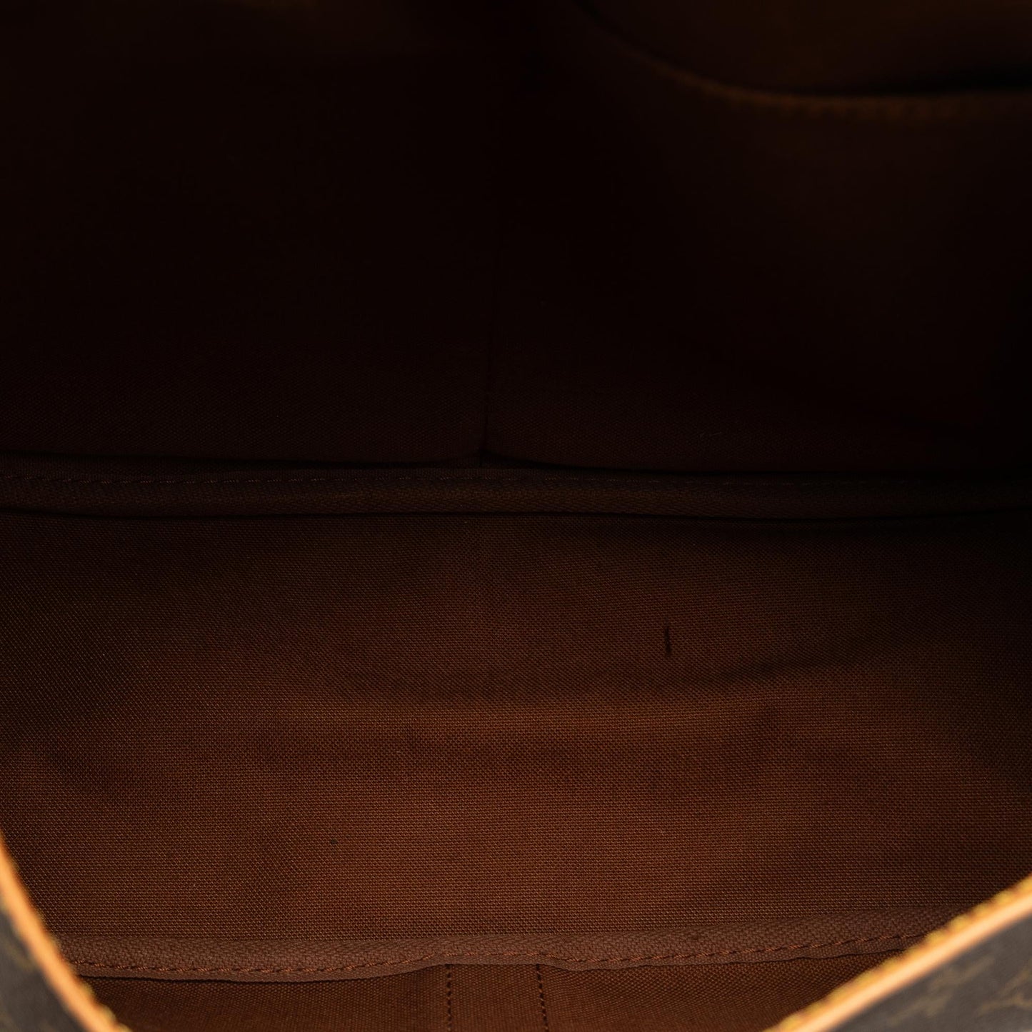 Louis Vuitton Monogram Saumur 35 (SHG-jYXZz6)