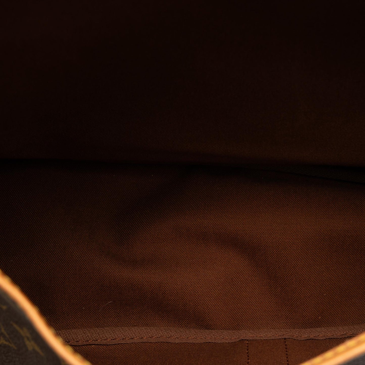 Louis Vuitton Monogram Saumur 35 (SHG-jYXZz6)