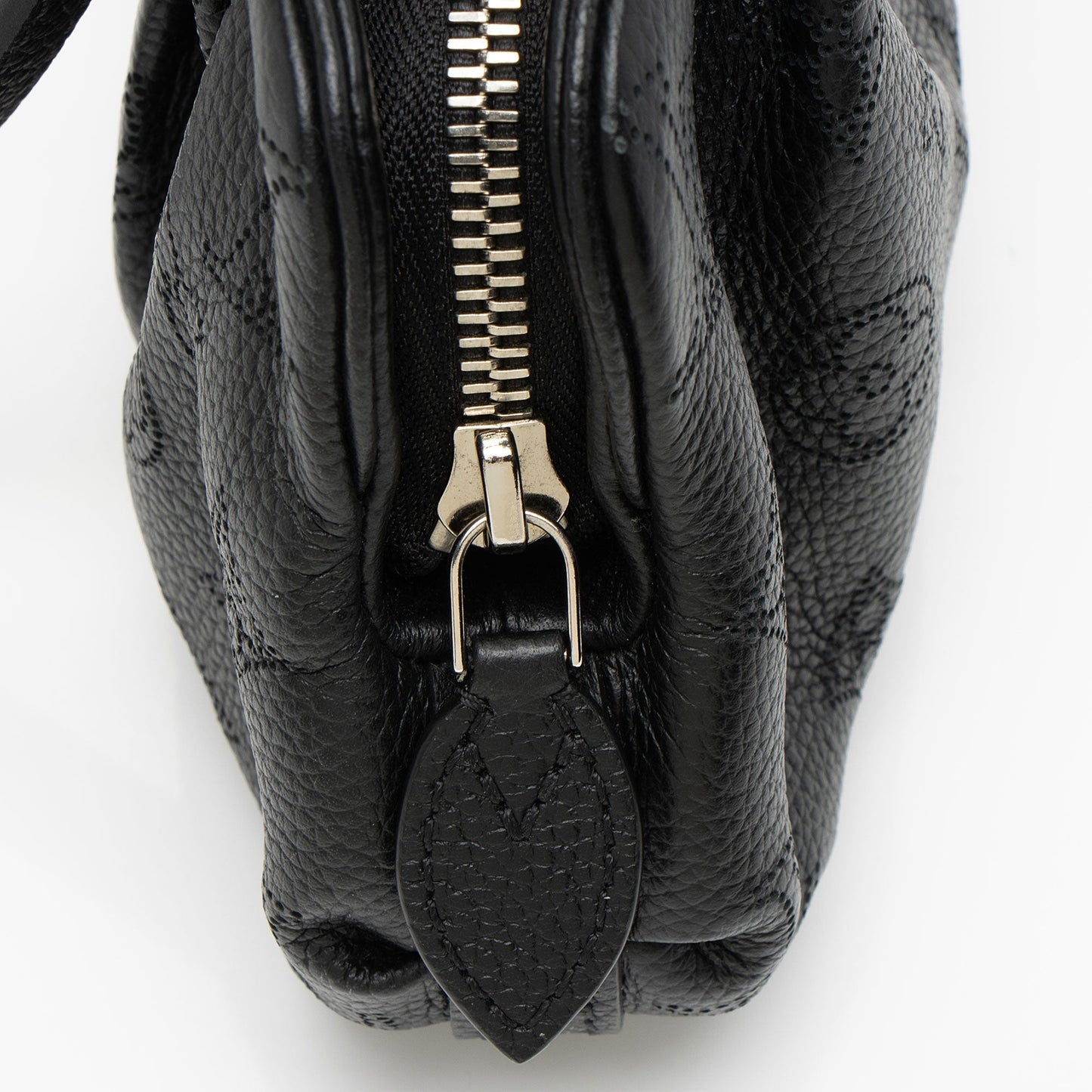 Louis Vuitton Mahina Leather Scala Mini Pouch
