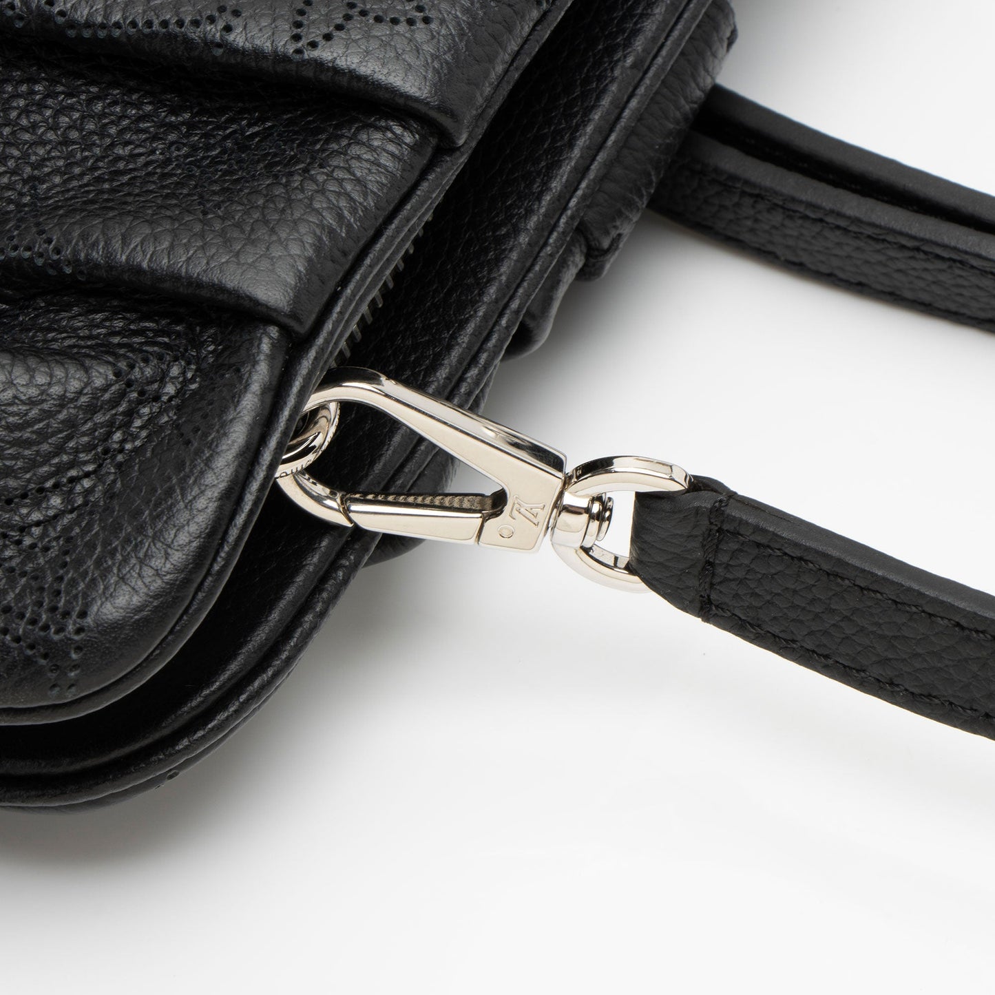Louis Vuitton Mahina Leather Scala Mini Pouch