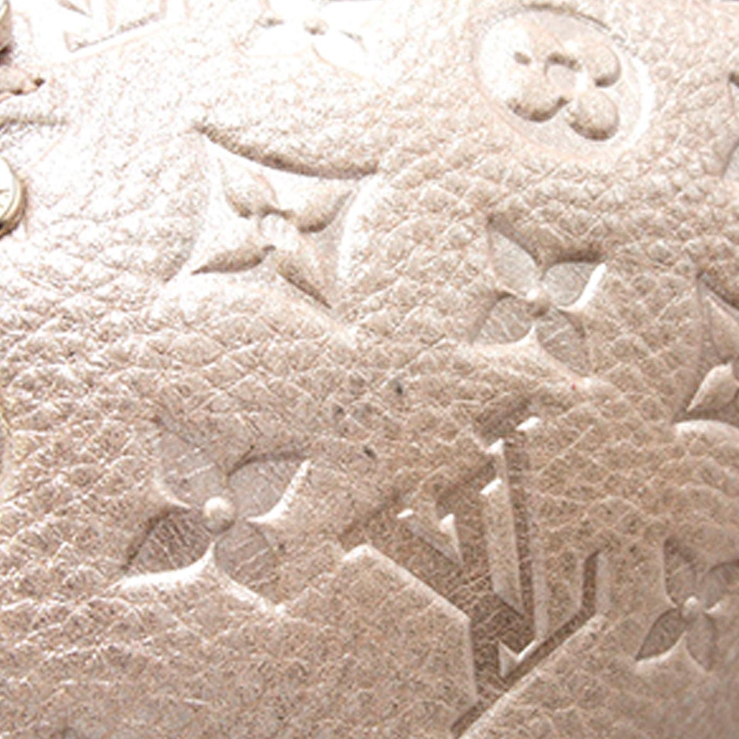 Louis Vuitton Monogram Shimmer Comete Bag (SHG-VkvYCB)
