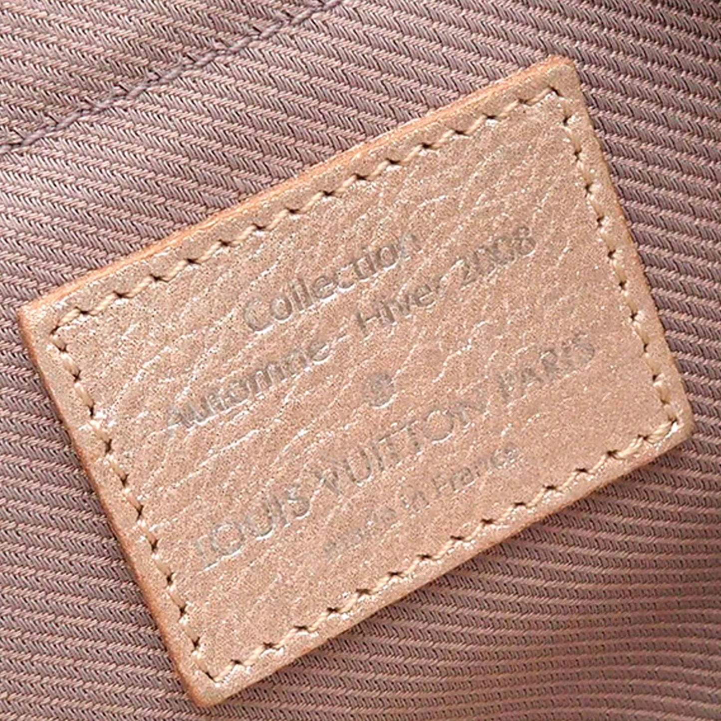 Louis Vuitton Monogram Shimmer Comete Bag (SHG-VkvYCB)