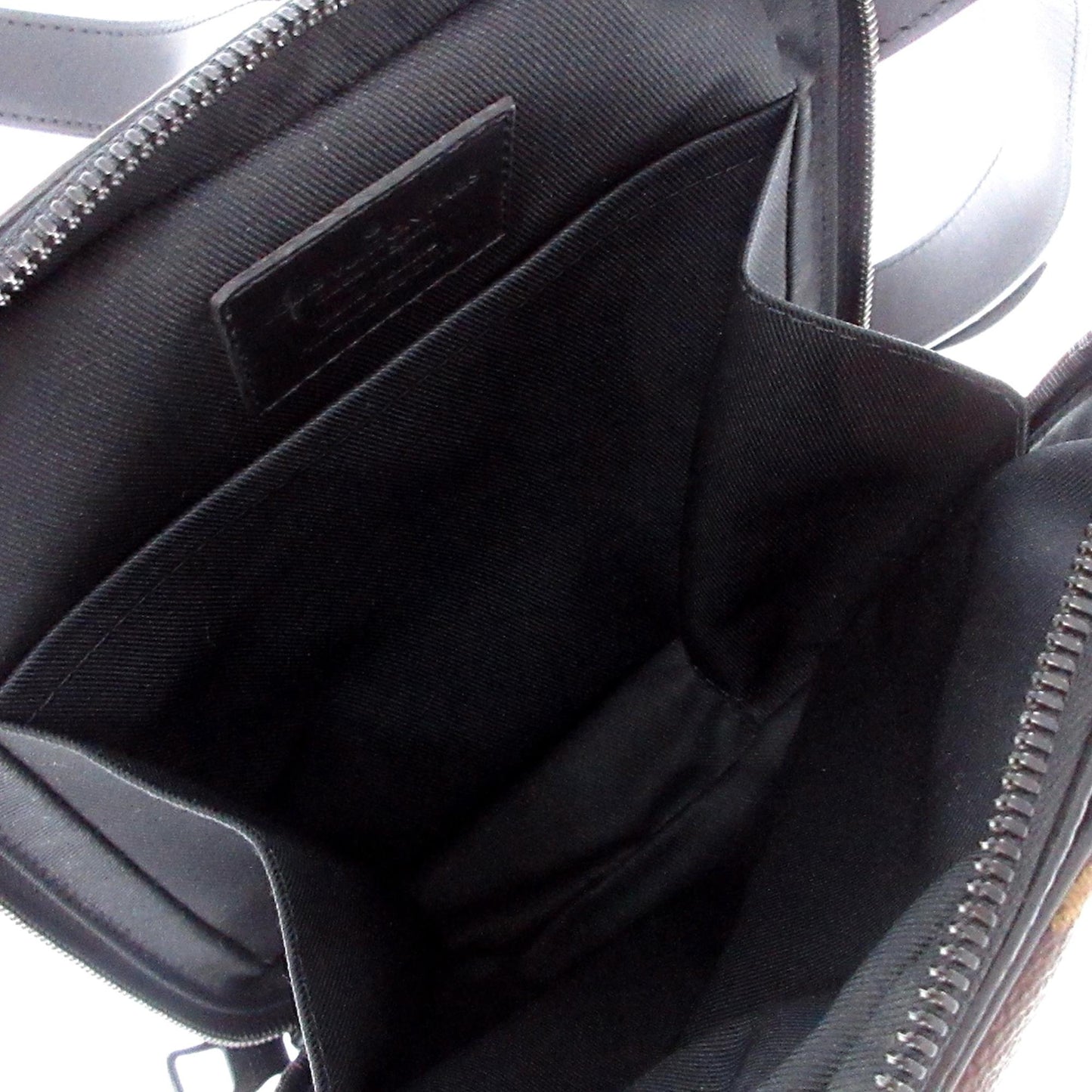 Louis Vuitton Monogram Solar Ray Utility Side Bag (SHG-Wvqy8n)