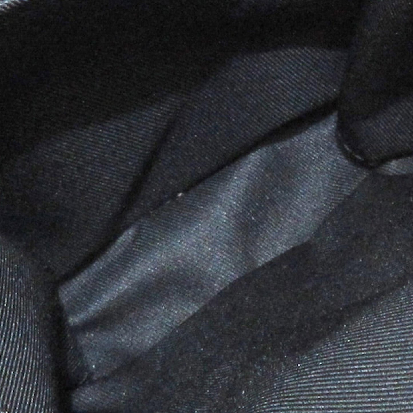 Louis Vuitton Monogram Solar Ray Utility Side Bag (SHG-eFJHbc)