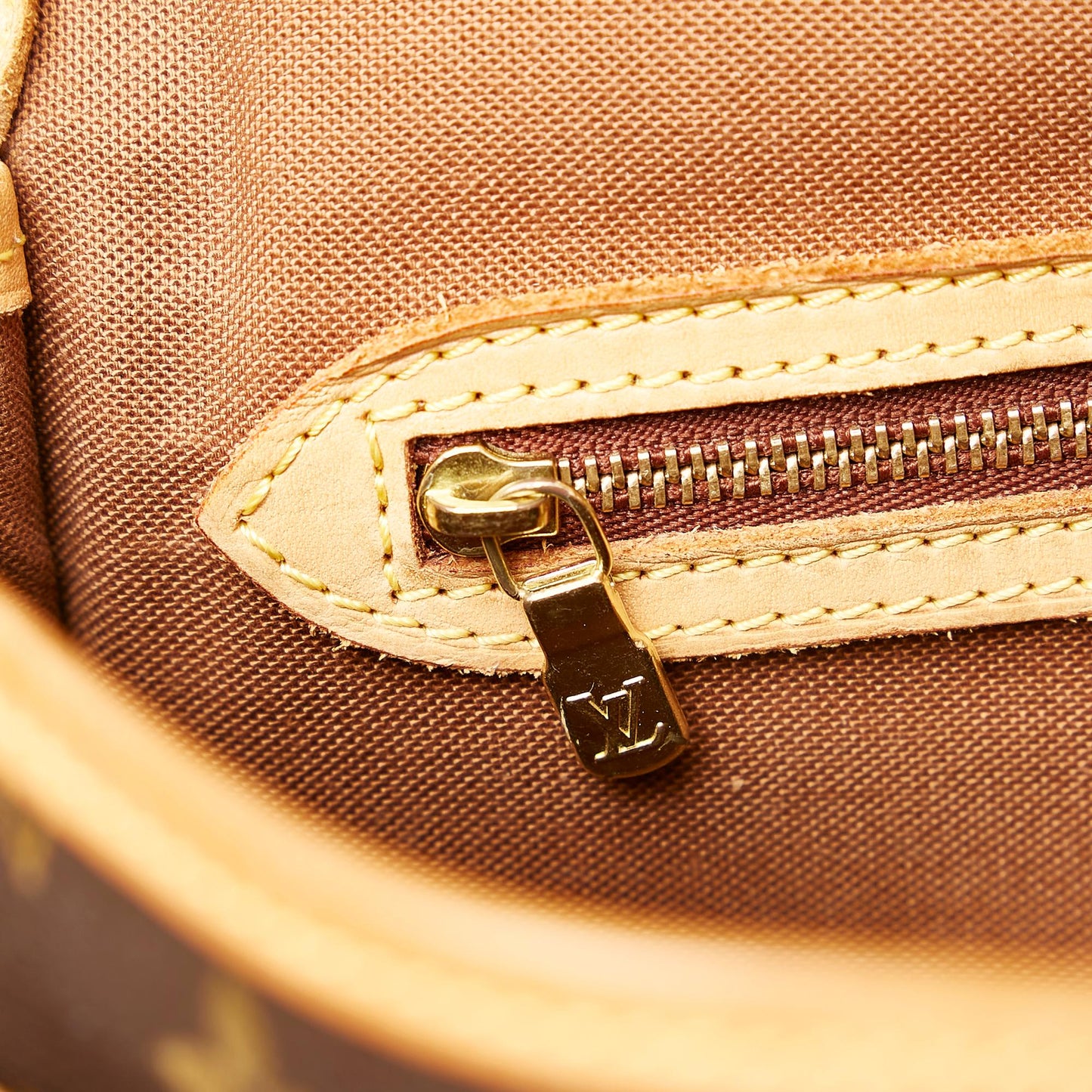 Louis Vuitton Monogram Sologne (SHG-33775)