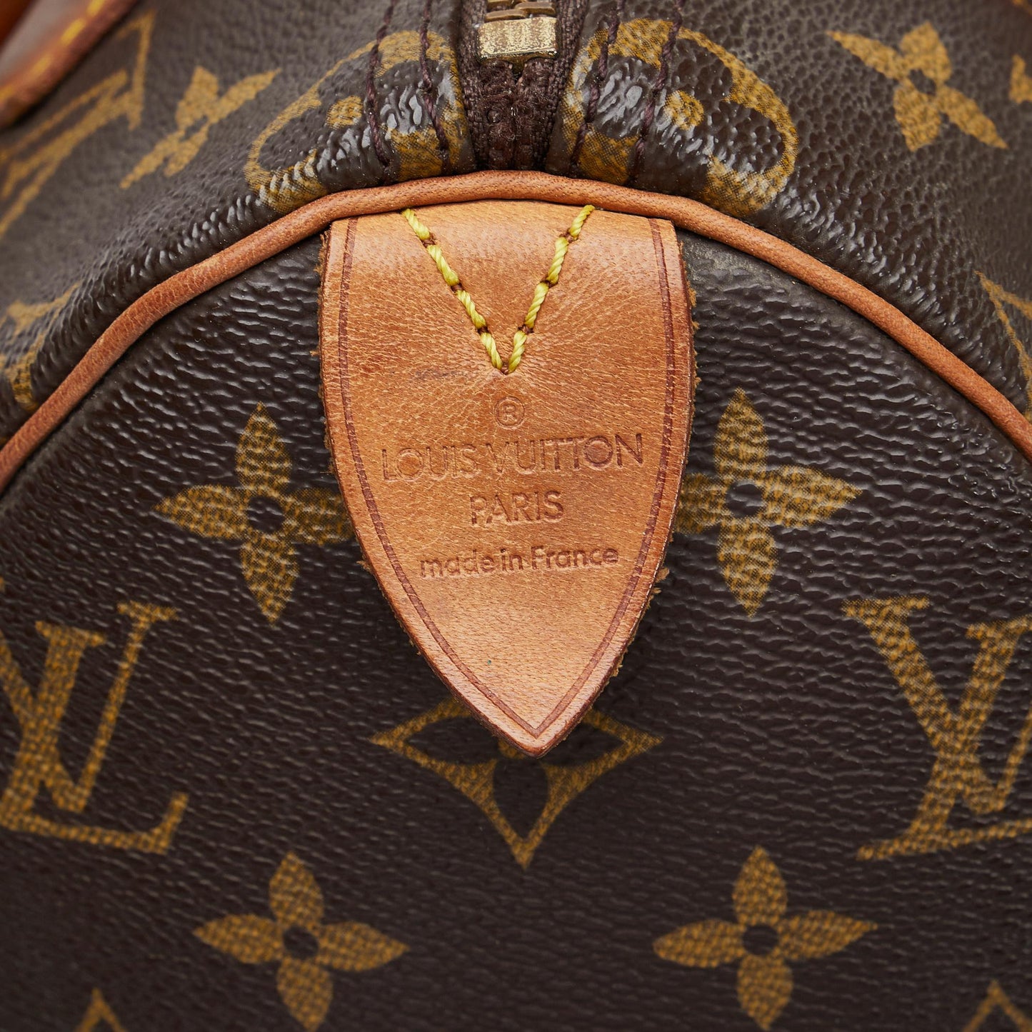 Louis Vuitton Monogram Speedy 25 (SHG-GBu8d6)