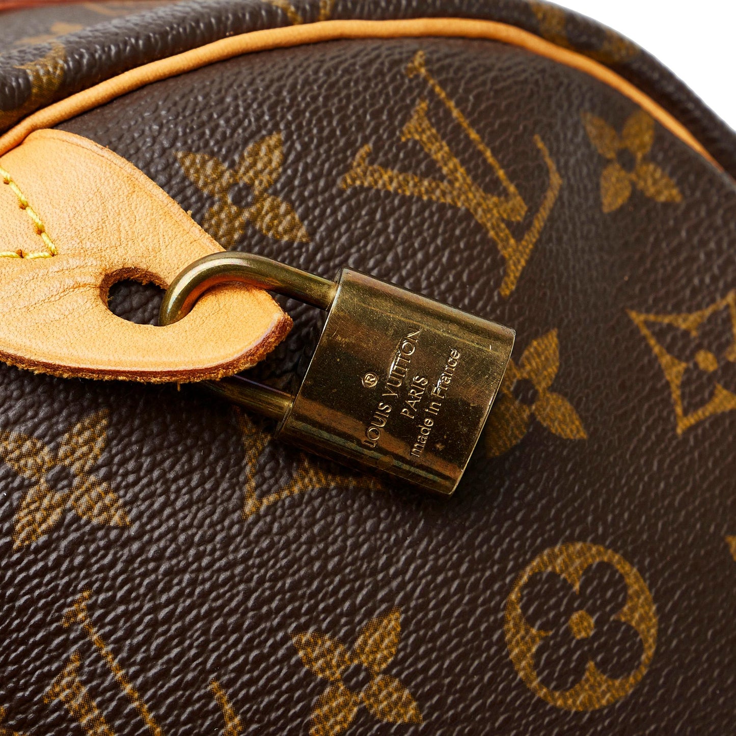 Louis Vuitton Monogram Speedy 25 (SHG-5HzKxI)