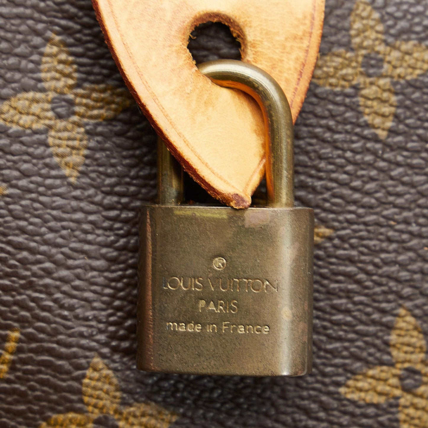 Louis Vuitton Monogram Speedy 25 (SHG-1dP7jW)