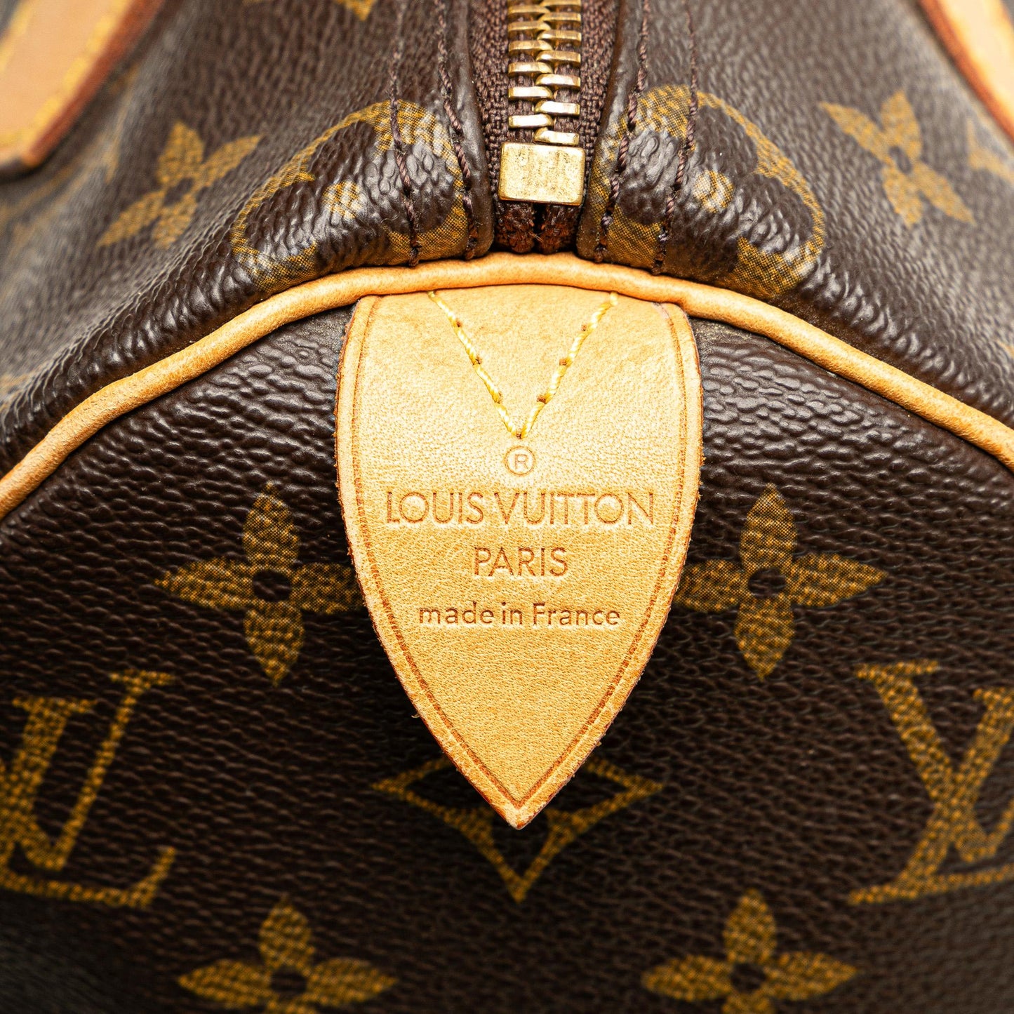 Louis Vuitton Monogram Speedy 25 (SHG-QTxHyv)
