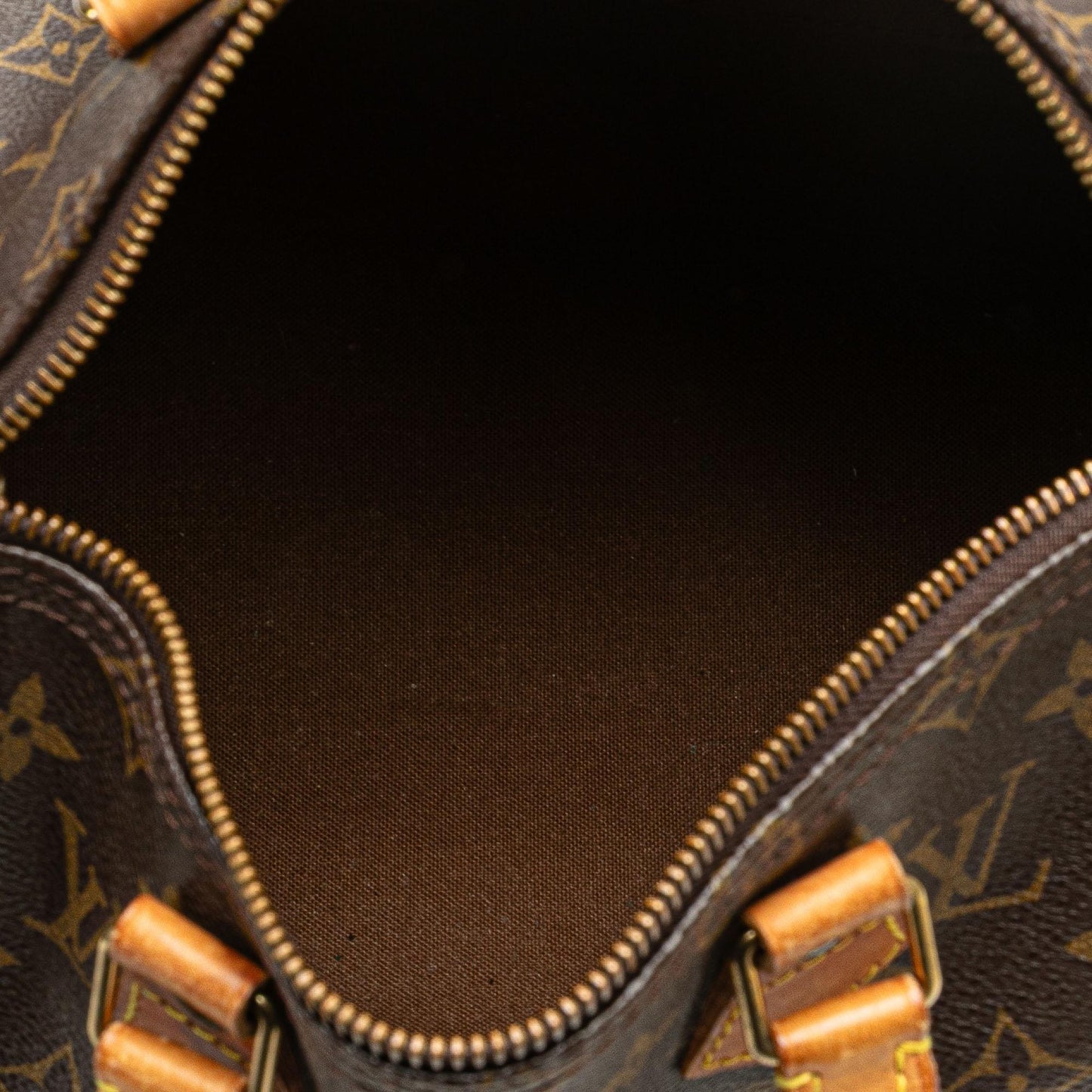 Louis Vuitton Monogram Speedy 25