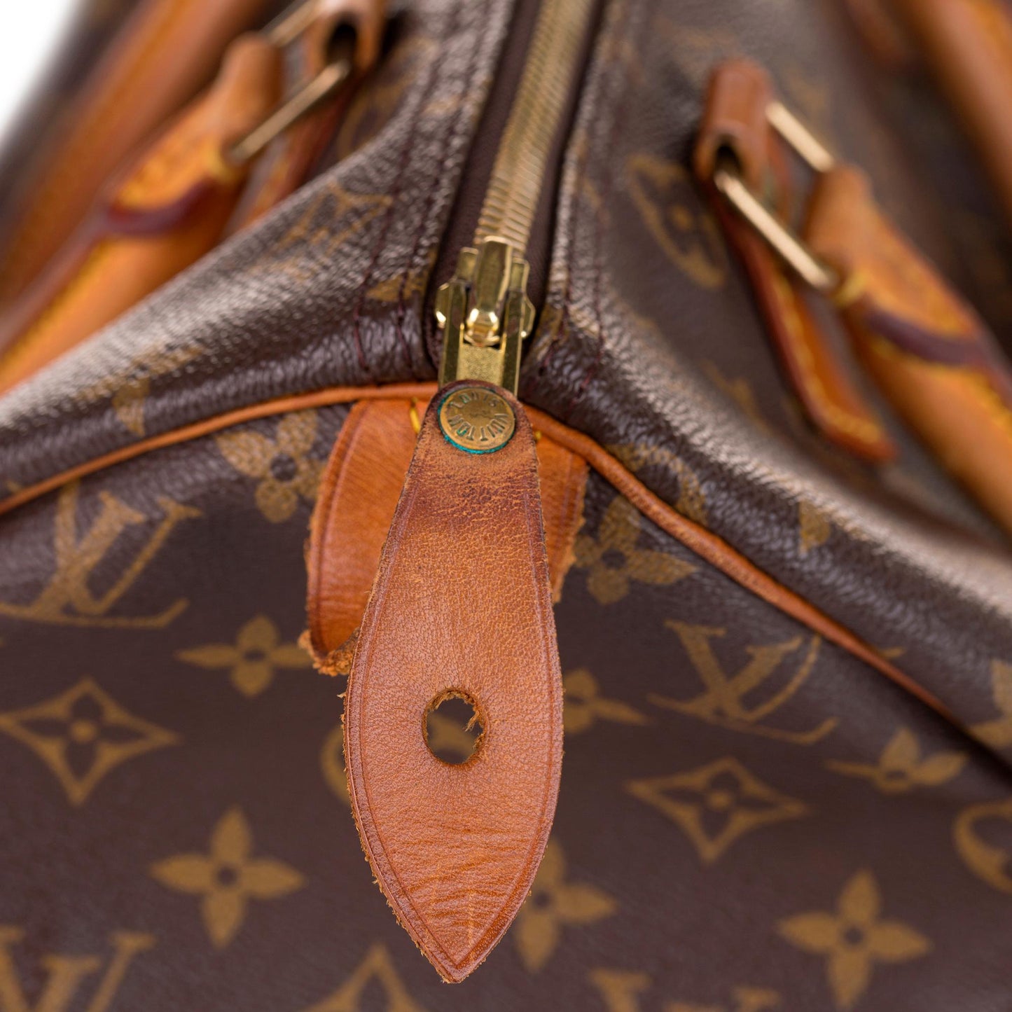 Louis Vuitton Monogram Speedy 30 (SHG-36619)