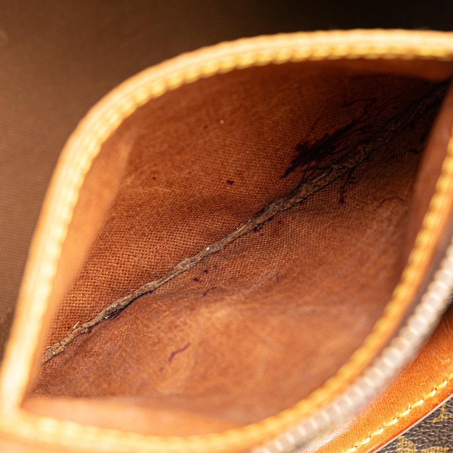 Louis Vuitton Monogram Speedy 30