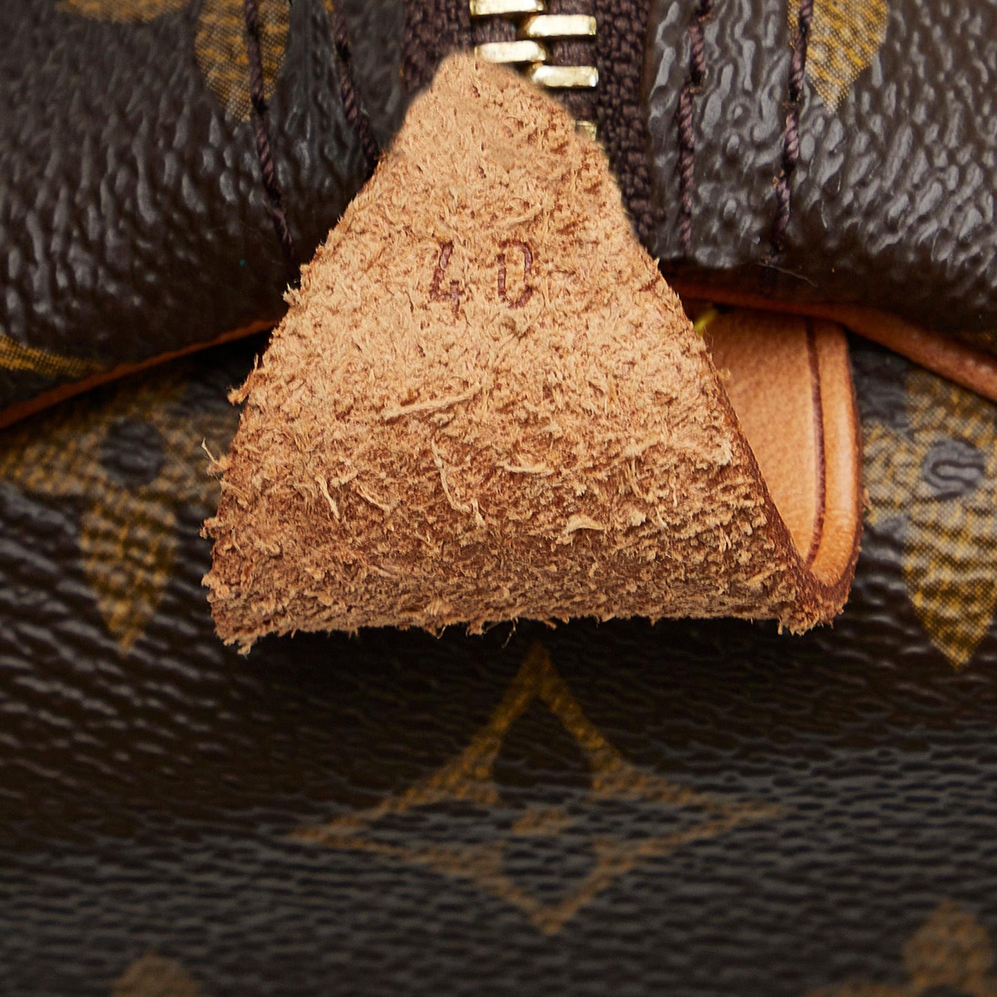 Louis Vuitton Monogram Speedy 40 (SHG-9lfgxs)