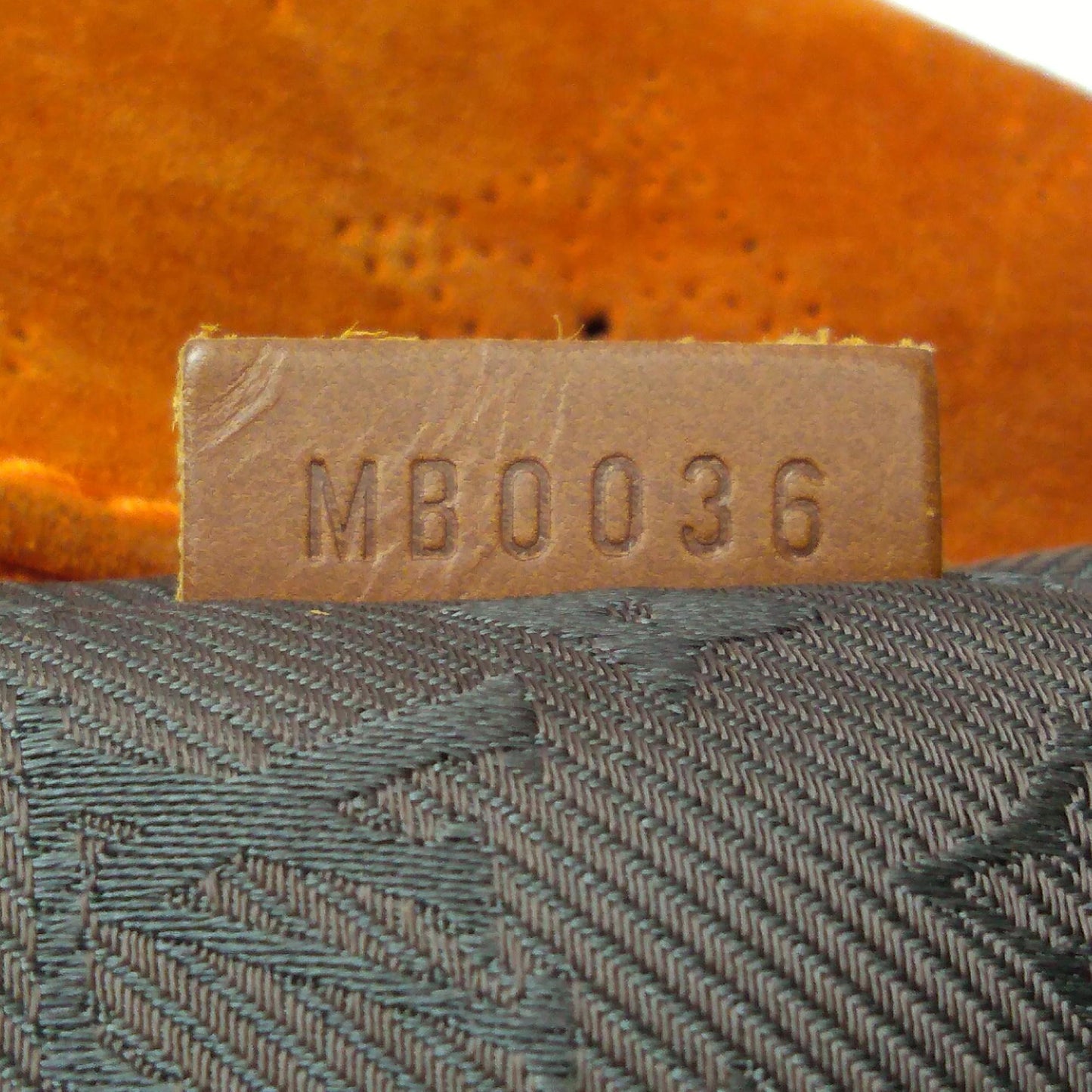 Louis Vuitton Monogram Suede Onatah GM (SHG-36934)