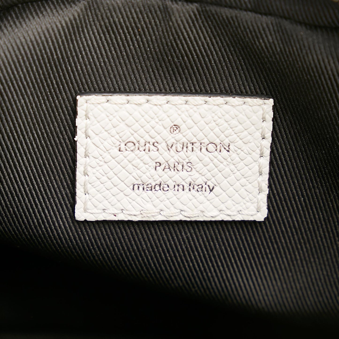 Louis Vuitton Monogram Taigarama Outdoor Bumbag (SHG-XAPPS1)