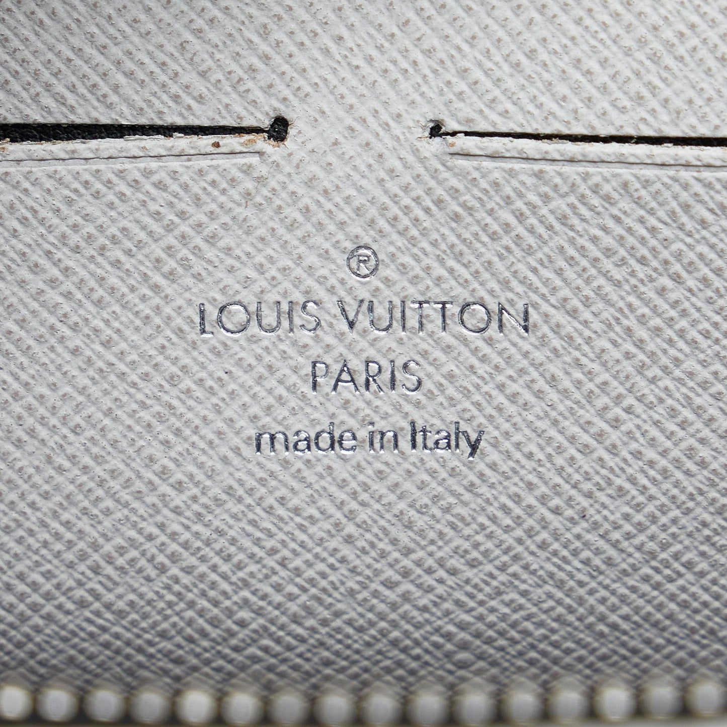 Louis Vuitton Monogram Taigarama Pochette Voyage MM (SHG-XGxVo6)