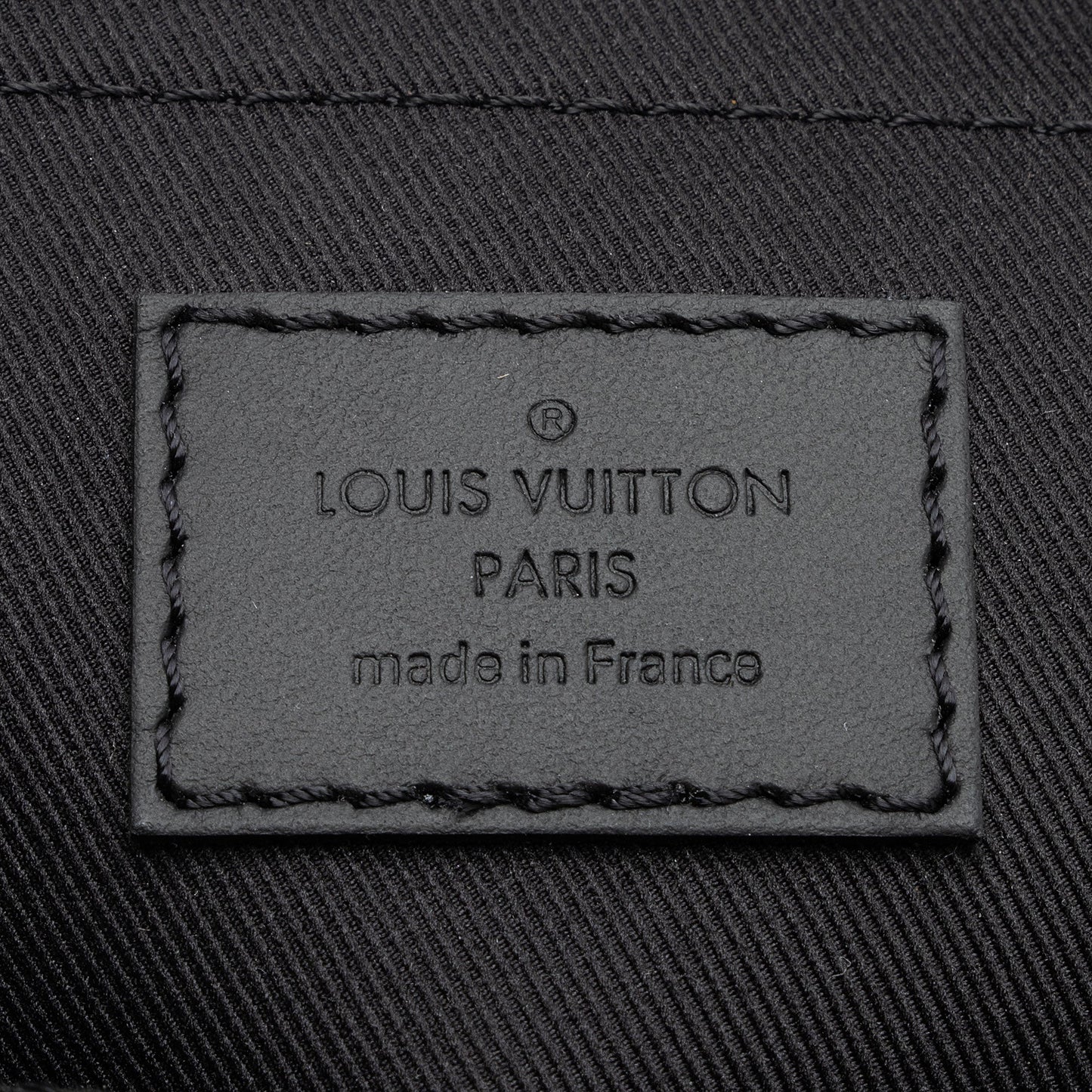 Louis Vuitton Monogram Taurillon Leather S Lock Messenger Bag (SHF-AzeZUq)