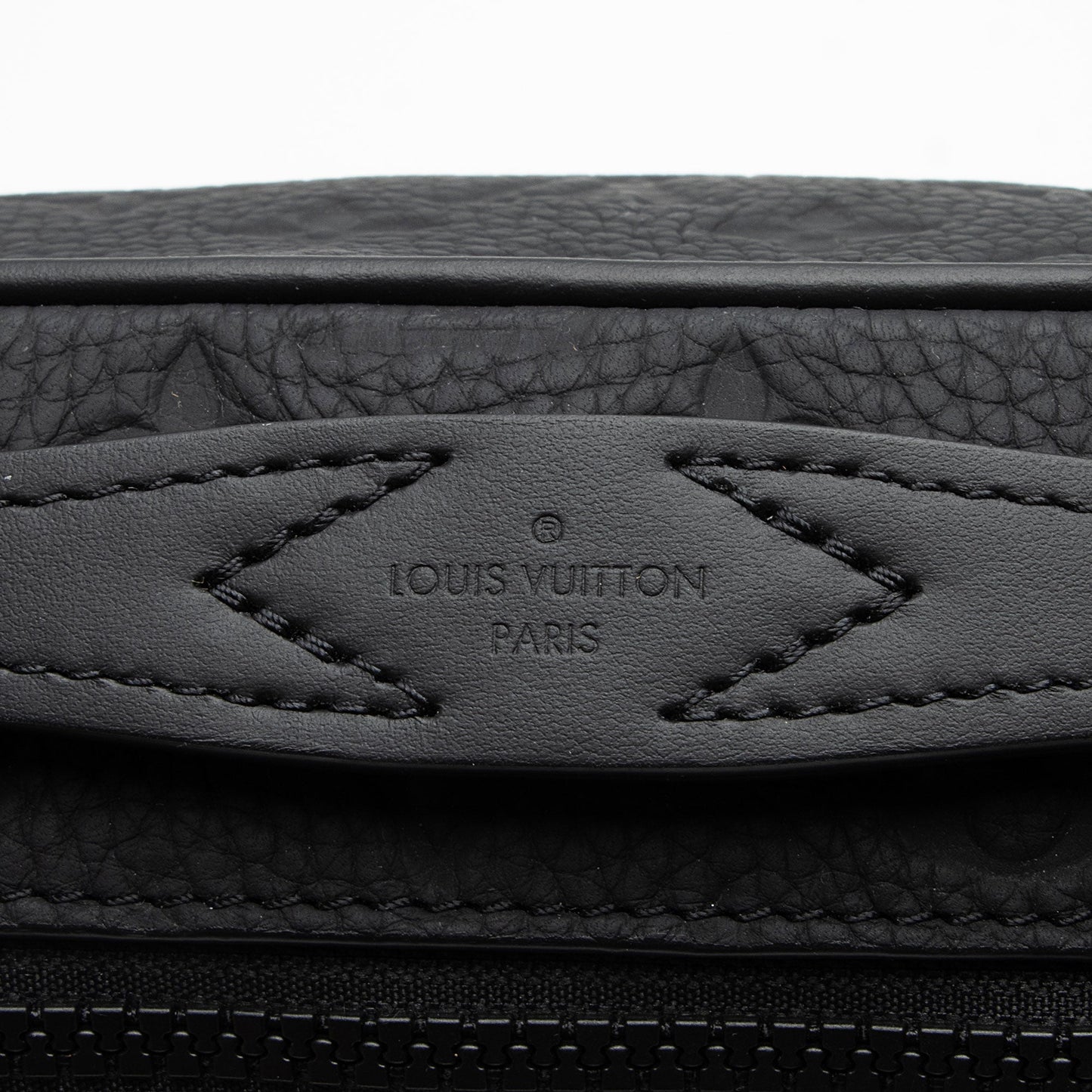 Louis Vuitton Monogram Taurillon Leather S Lock Messenger Bag (SHF-AzeZUq)