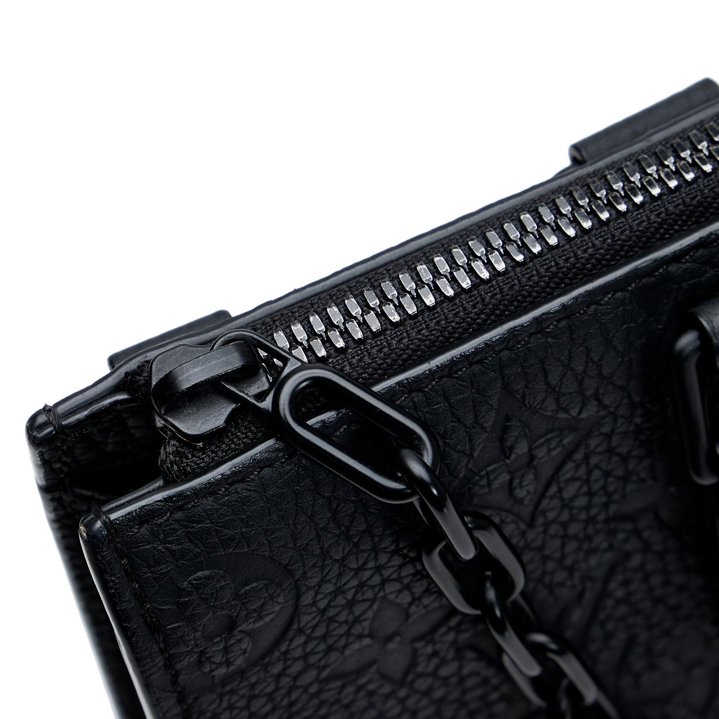 Louis Vuitton Monogram Taurillon Sac Plat (SHG-V5Sv6X)