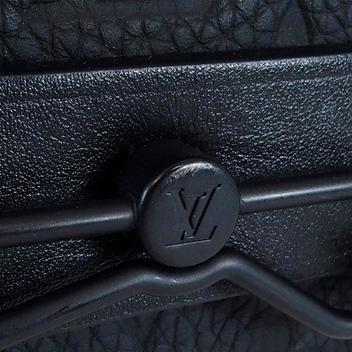 Louis Vuitton Monogram Taurillon Steamer Messenger