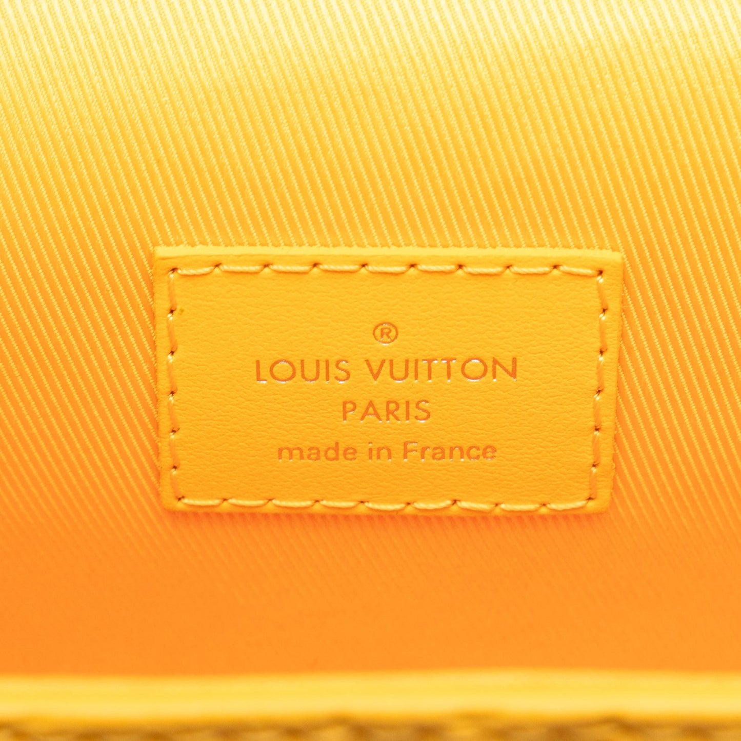 Louis Vuitton Monogram Taurillon Steamer Wearable Wallet (SHG-OwPBBF)