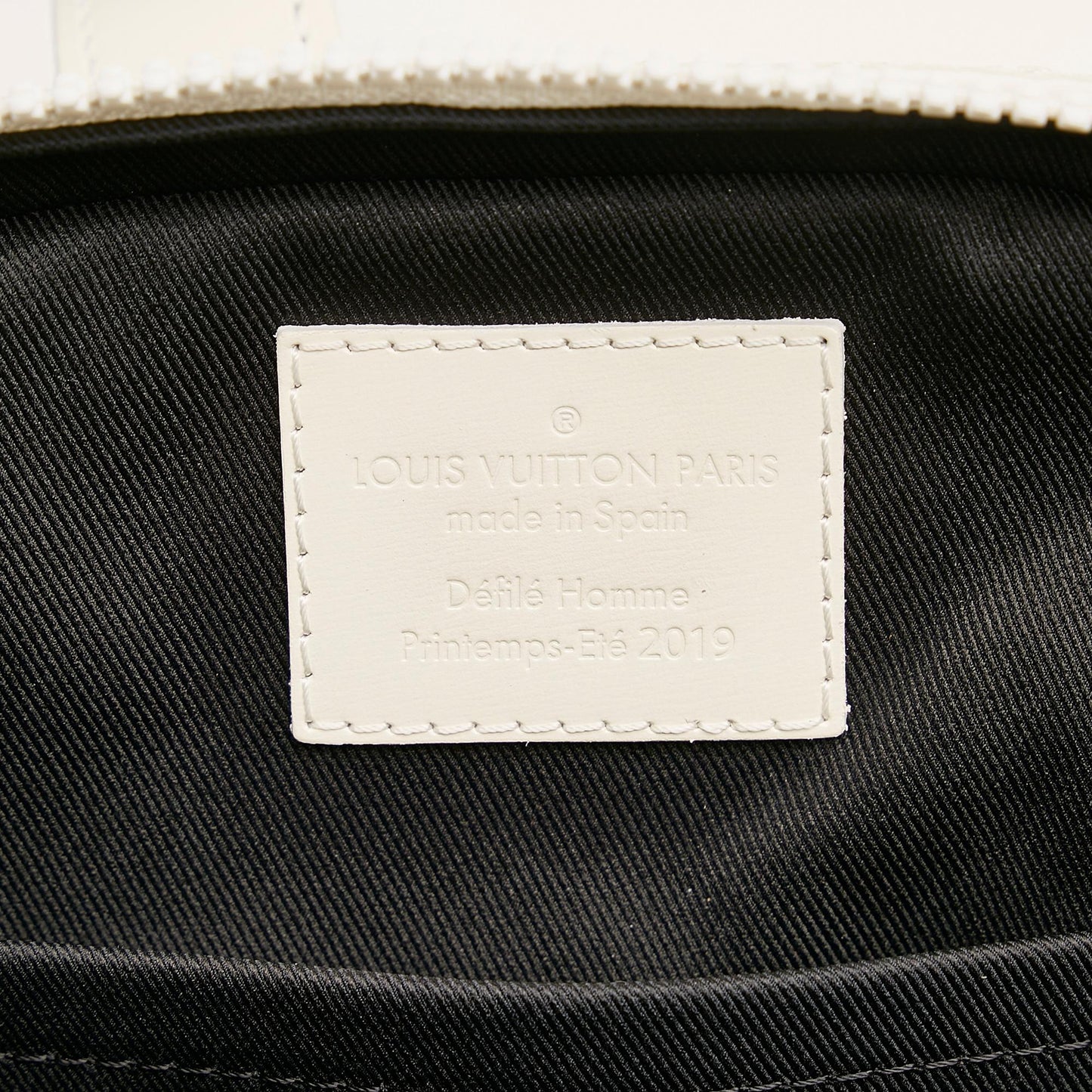 Louis Vuitton Monogram Taurillon Utility Side (SHG-0l536F)