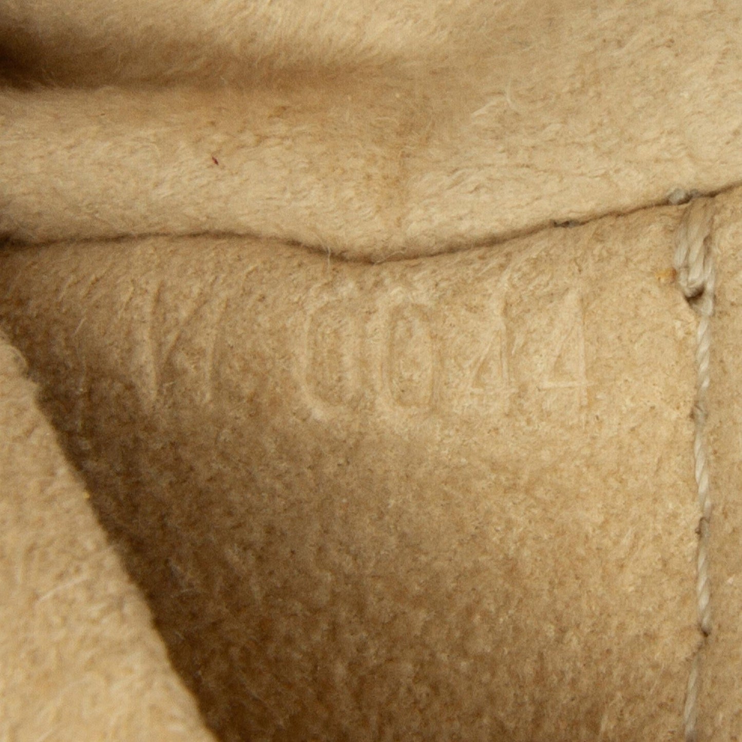 Louis Vuitton Monogram Theda PM (SHG-YPPfjZ)