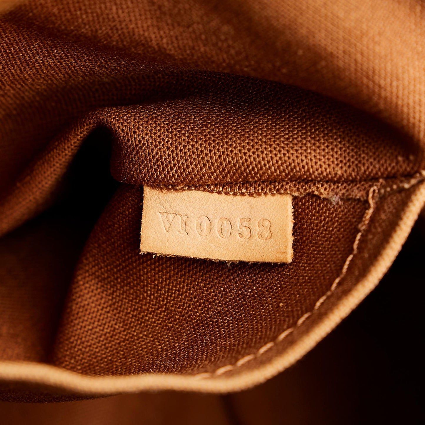 Louis Vuitton Monogram Tivoli PM (SHG-I8WjiC)