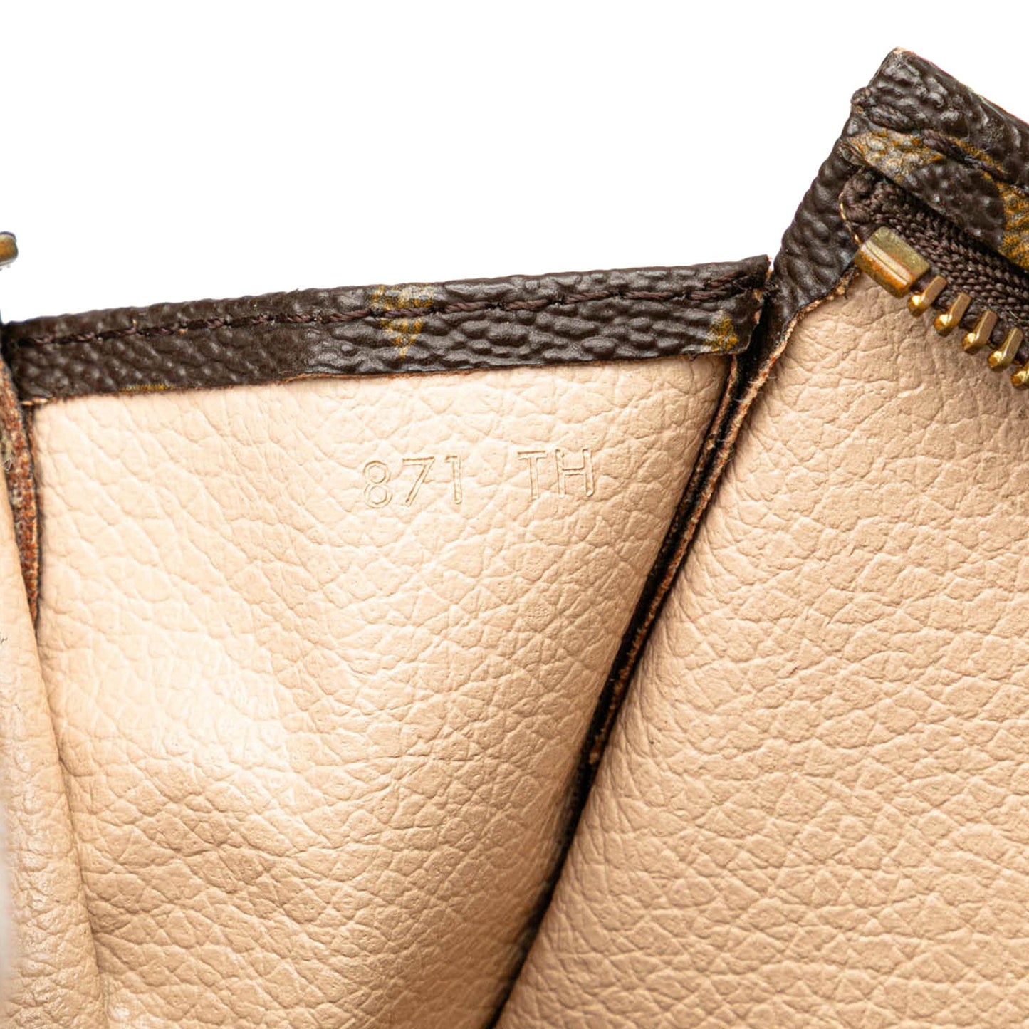 Louis Vuitton Monogram Toiletry Pouch 26