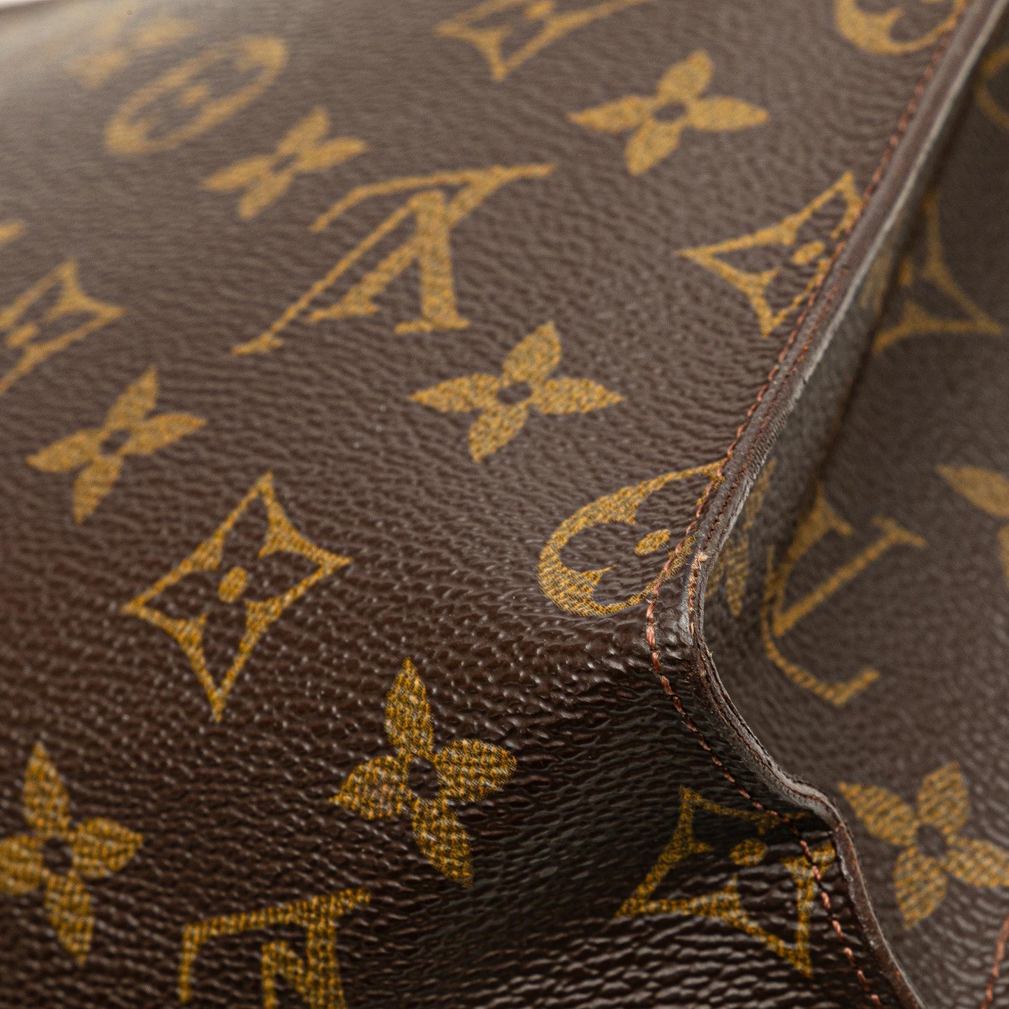 Louis Vuitton Monogram Toiletry Pouch 26