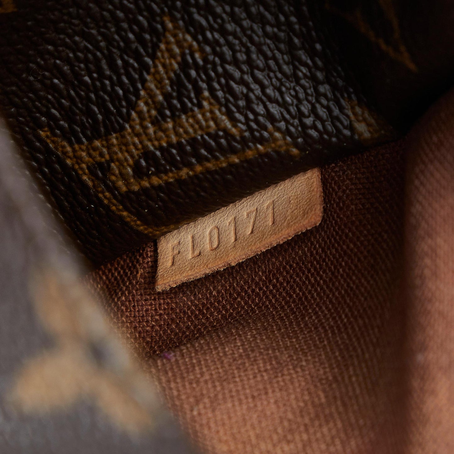 Louis Vuitton Monogram Totallly PM (SHG-P8tUuk)