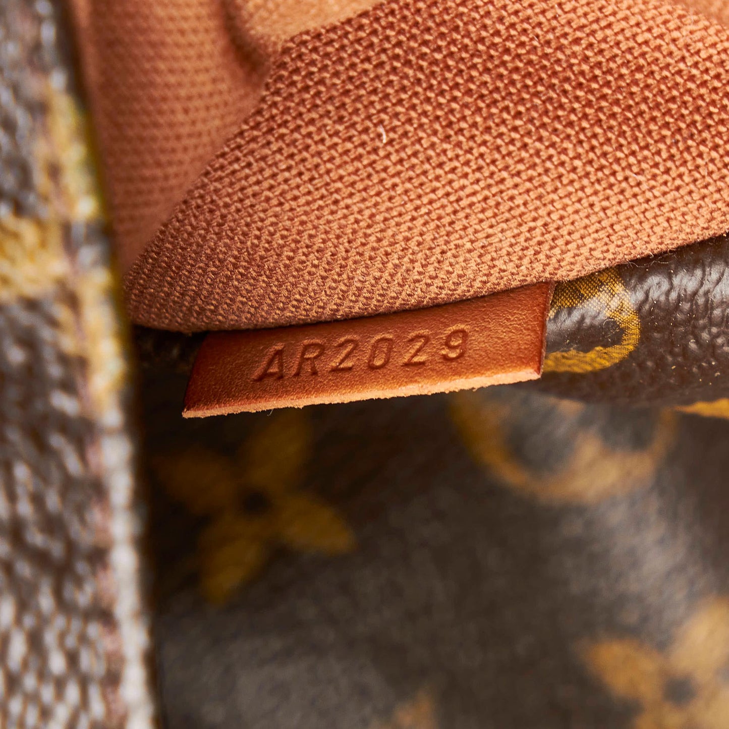 Louis Vuitton Monogram Totally GM (SHG-33327)