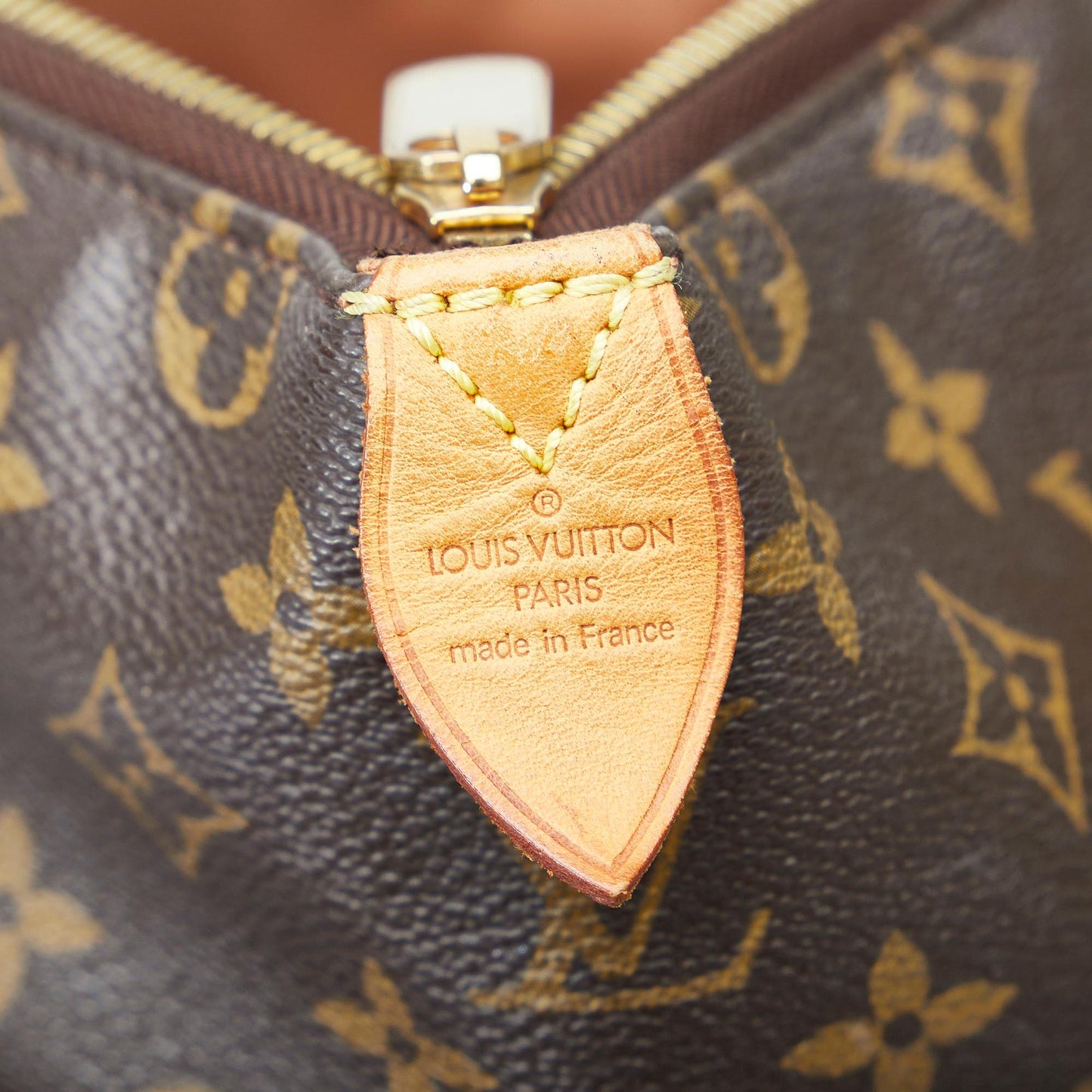 Louis Vuitton Monogram Totally MM (SHG-IMaa2t)