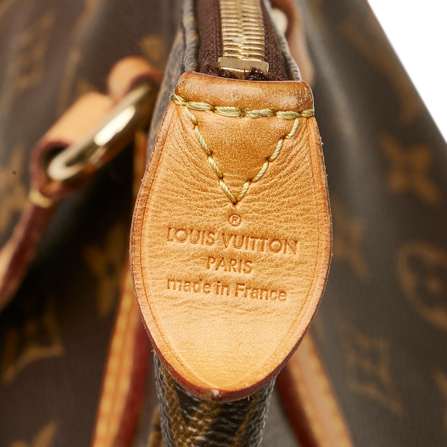 Louis Vuitton Monogram Totally PM (SHG-Xfc5gw)
