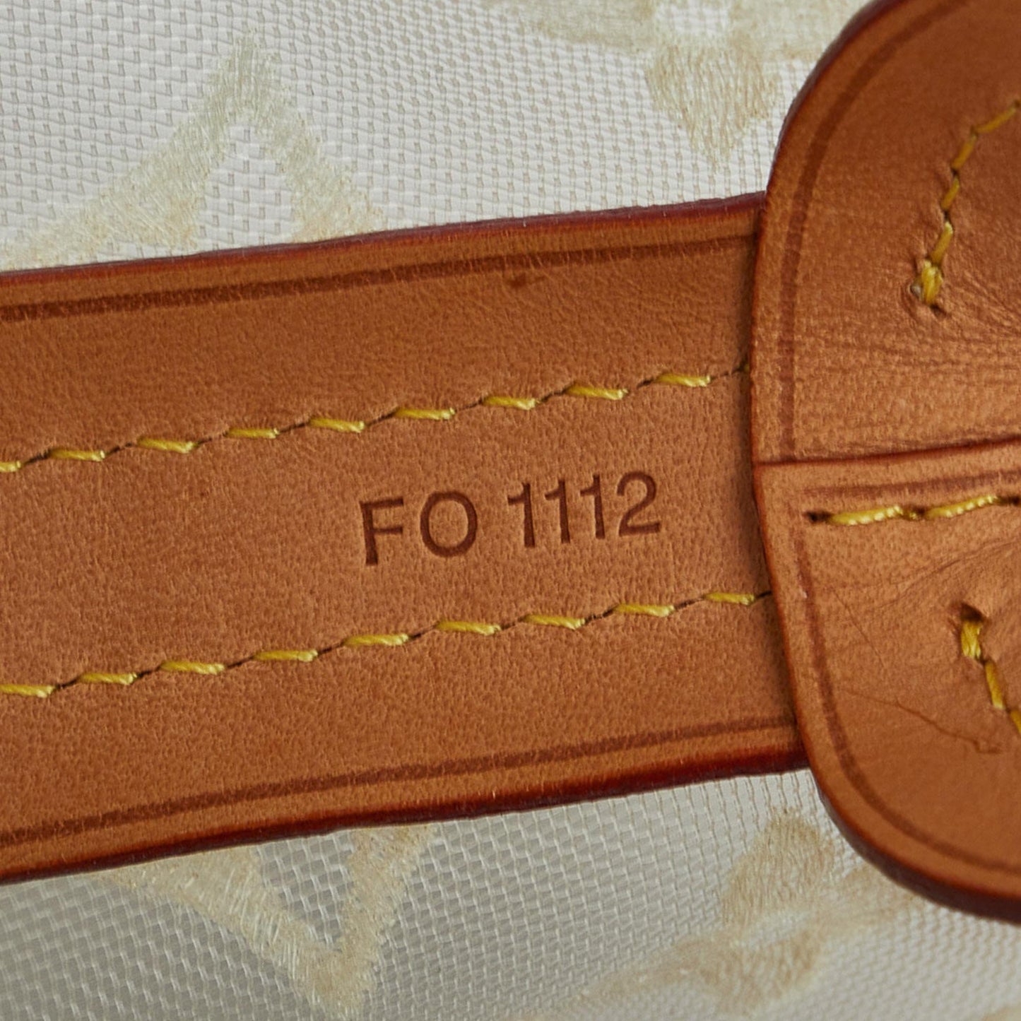 Louis Vuitton Monogram Transparence Lockit East-West (SHG-D5r051)