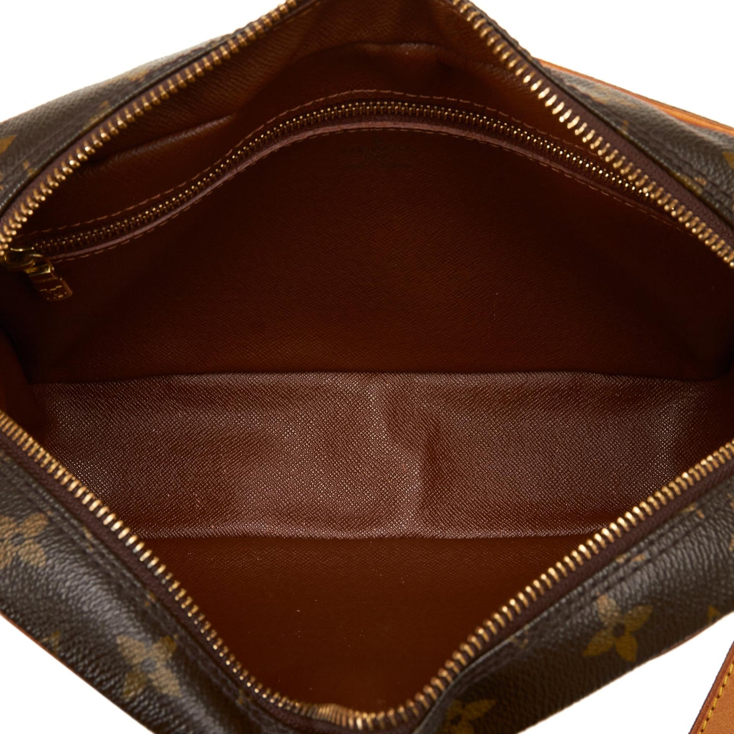 Louis Vuitton Monogram Trocadero 27 (SHG-fFD4TE)