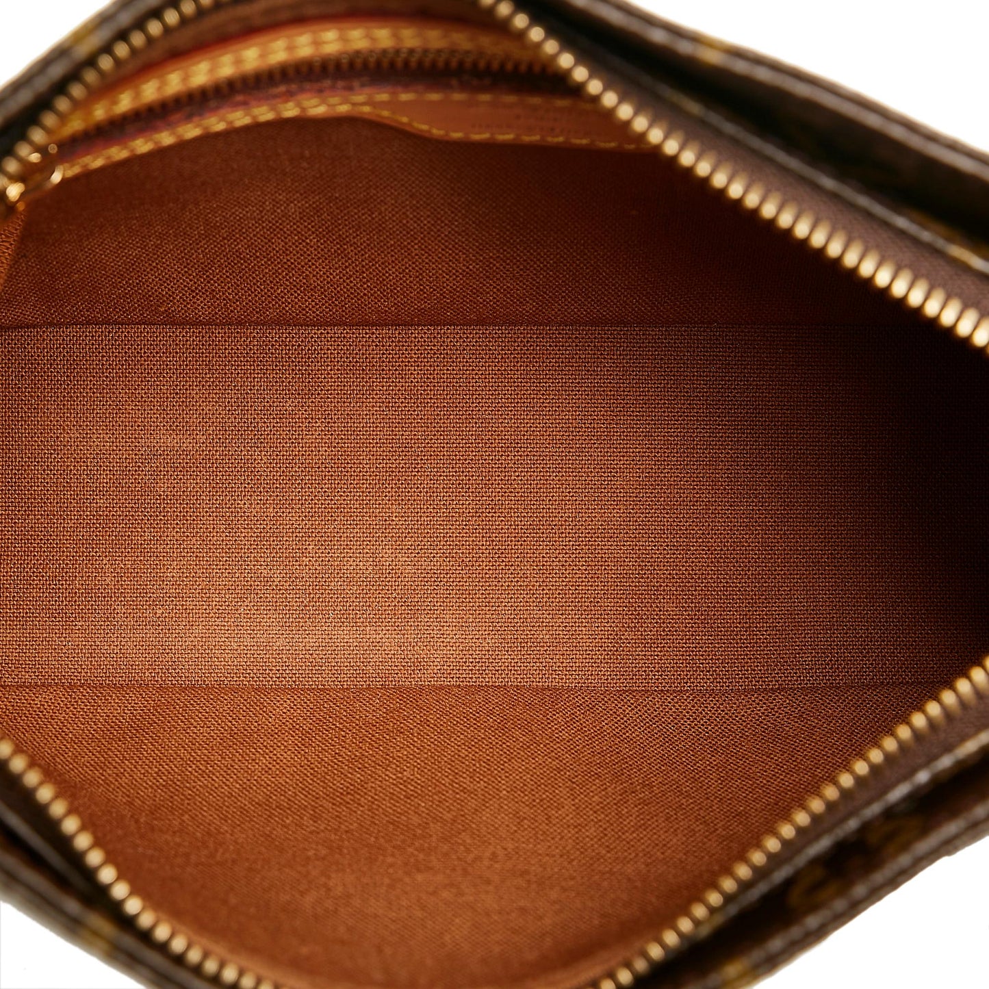 Louis Vuitton Monogram Trotteur (SHG-37847)