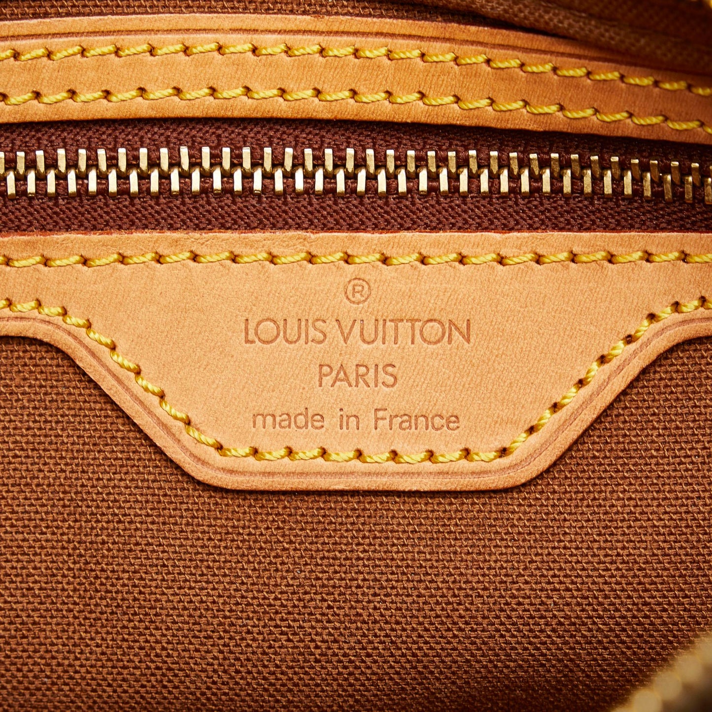 Louis Vuitton Monogram Trotteur (SHG-kLBYpm)