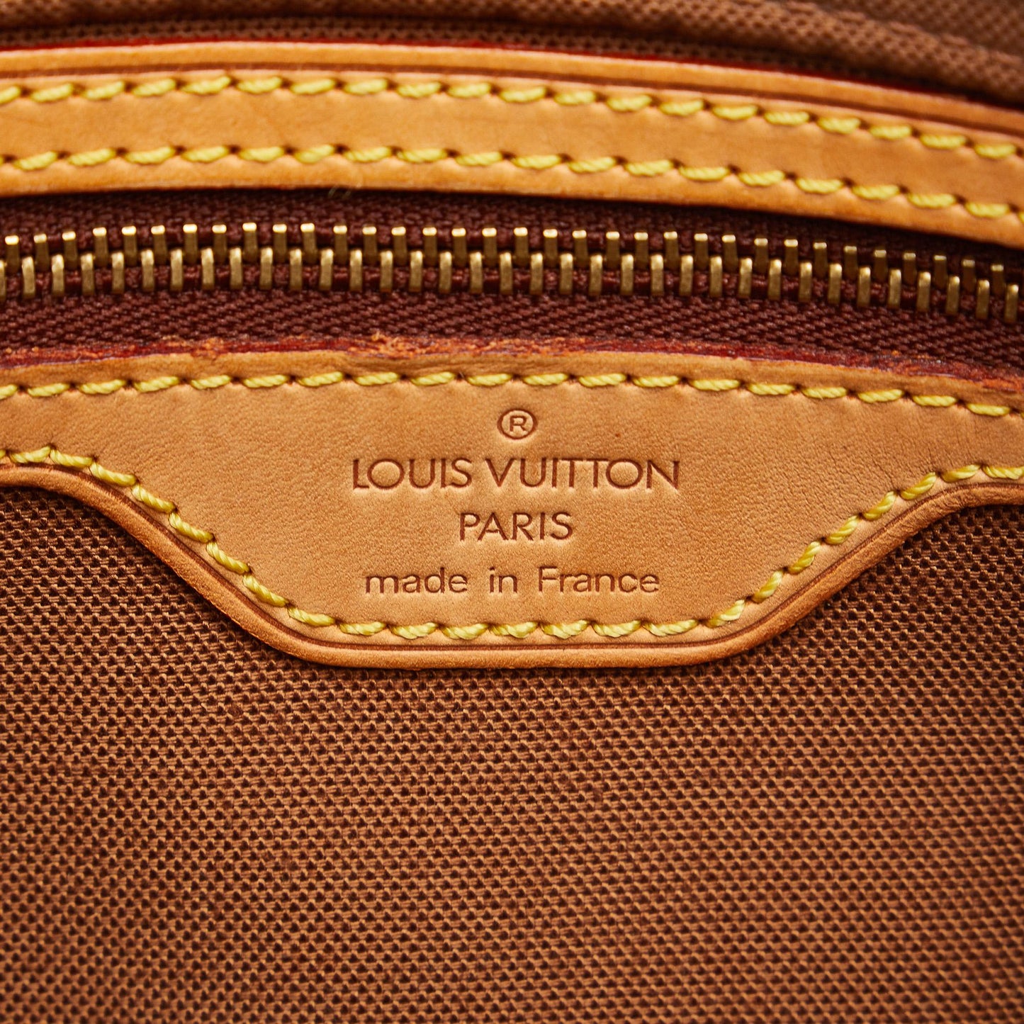 Louis Vuitton Monogram Trotteur (SHG-kxxeIY)